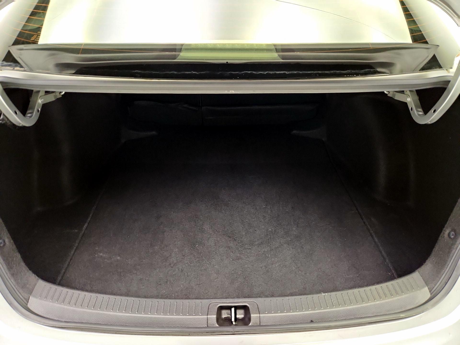 Thumbnail: 2022 Toyota Corolla - 20