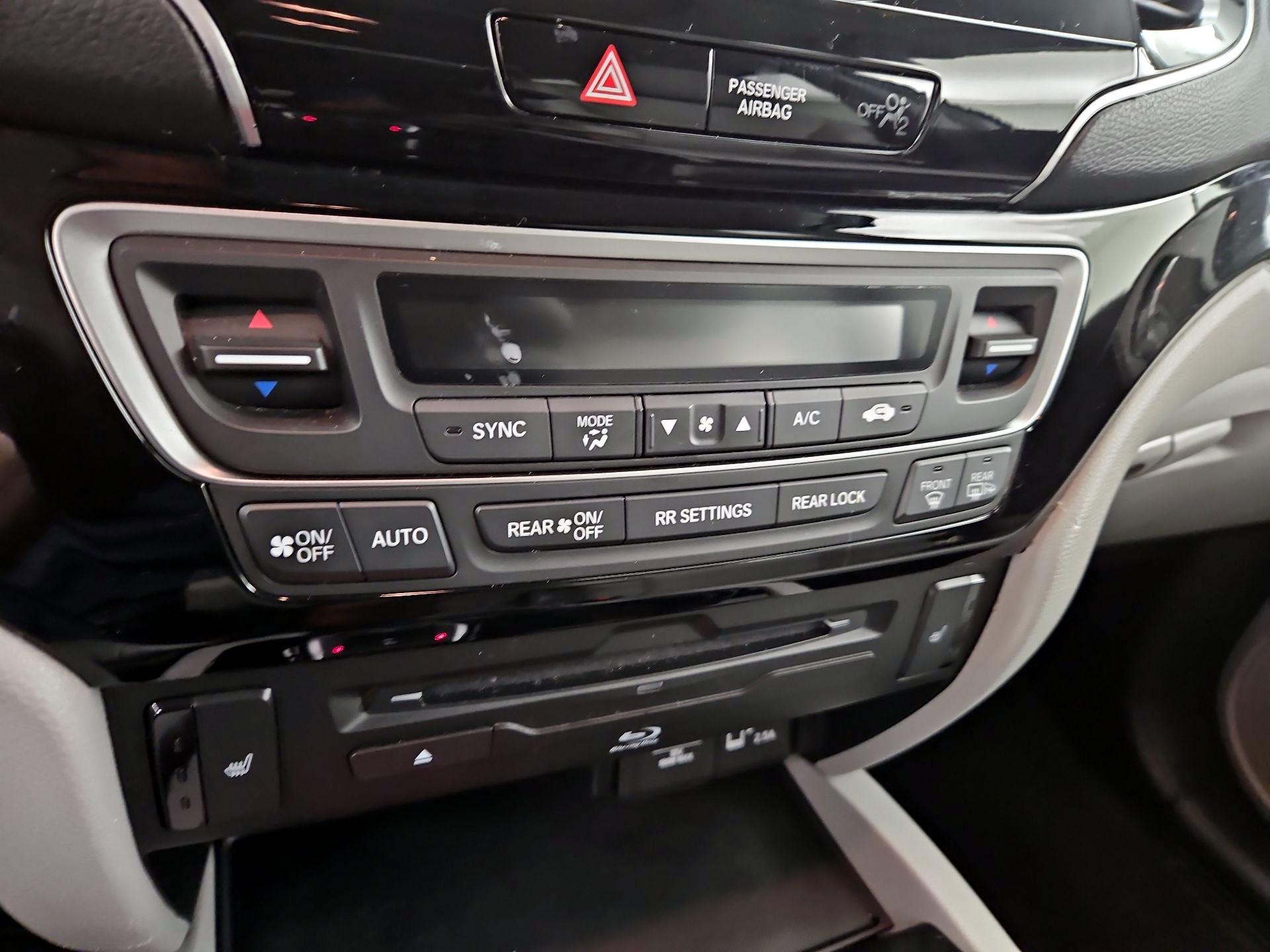 Thumbnail: 2022 Honda Pilot - 17