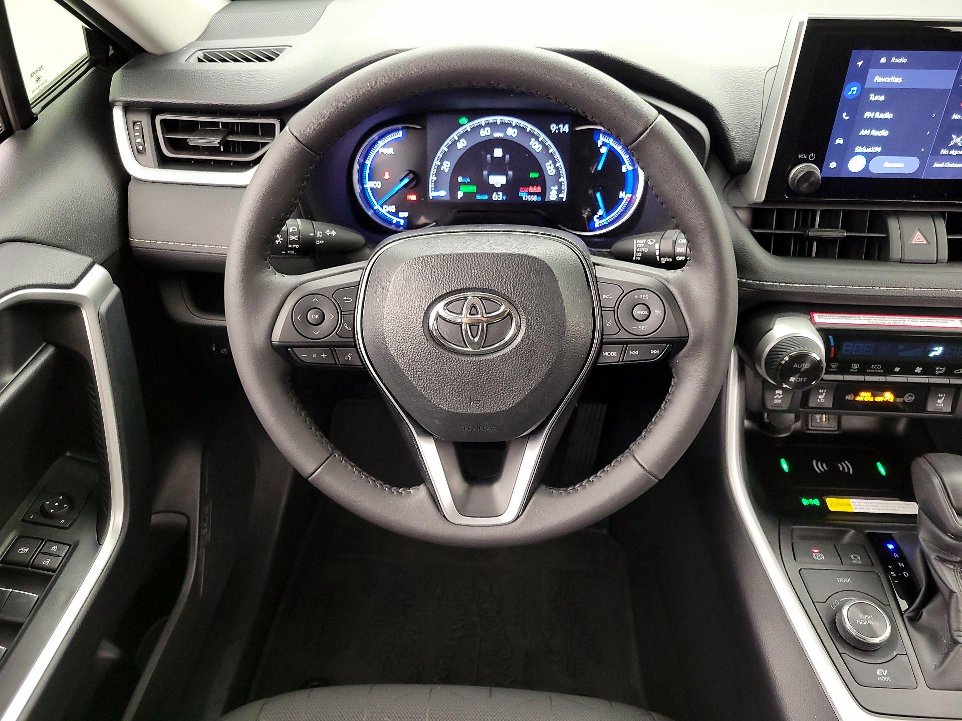 Thumbnail: 2024 Toyota RAV4 - 10