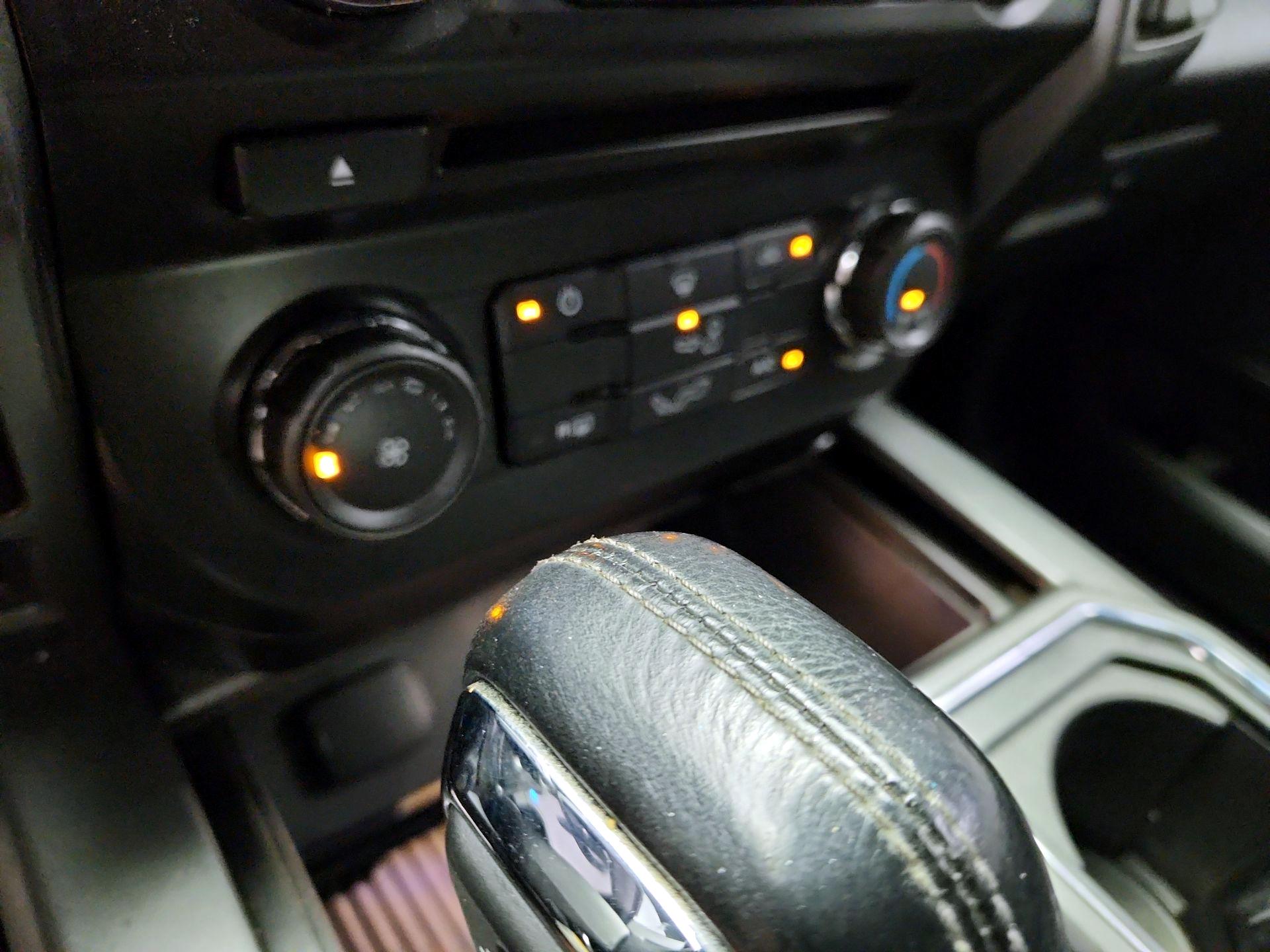 Thumbnail: 2016 Ford F-150 - 16