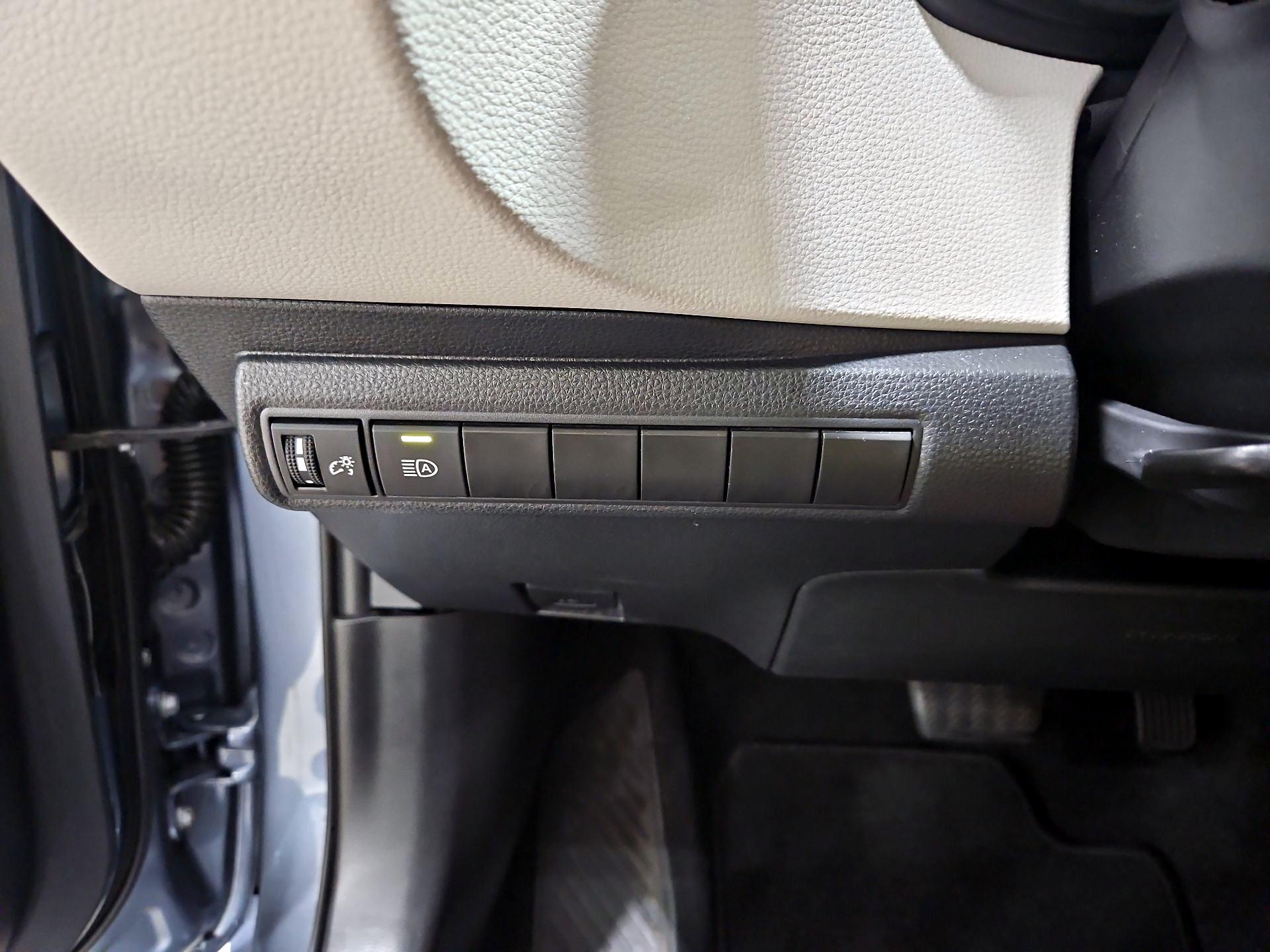 Thumbnail: 2024 Toyota Corolla - 13