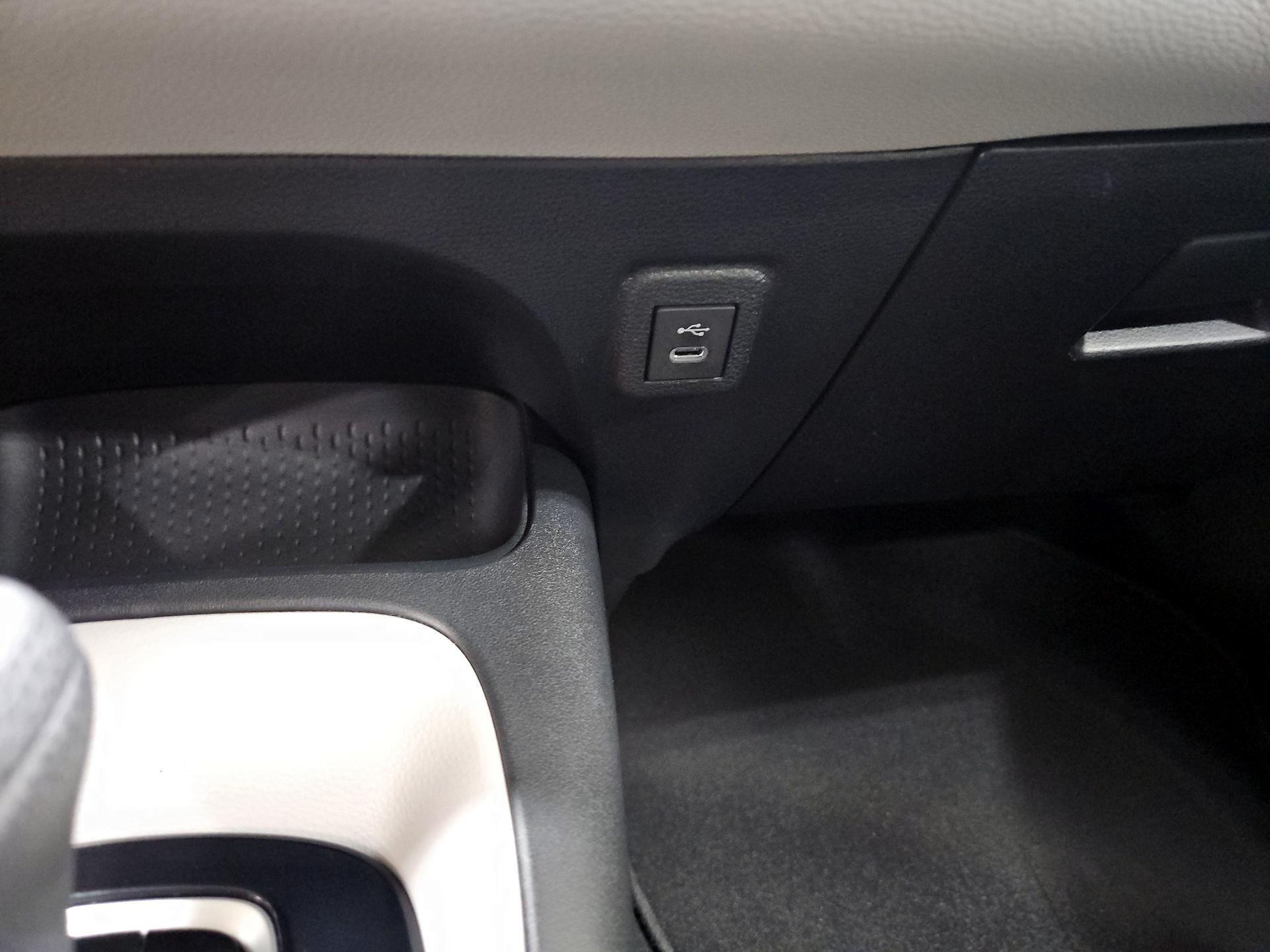 Thumbnail: 2024 Toyota Corolla - 17