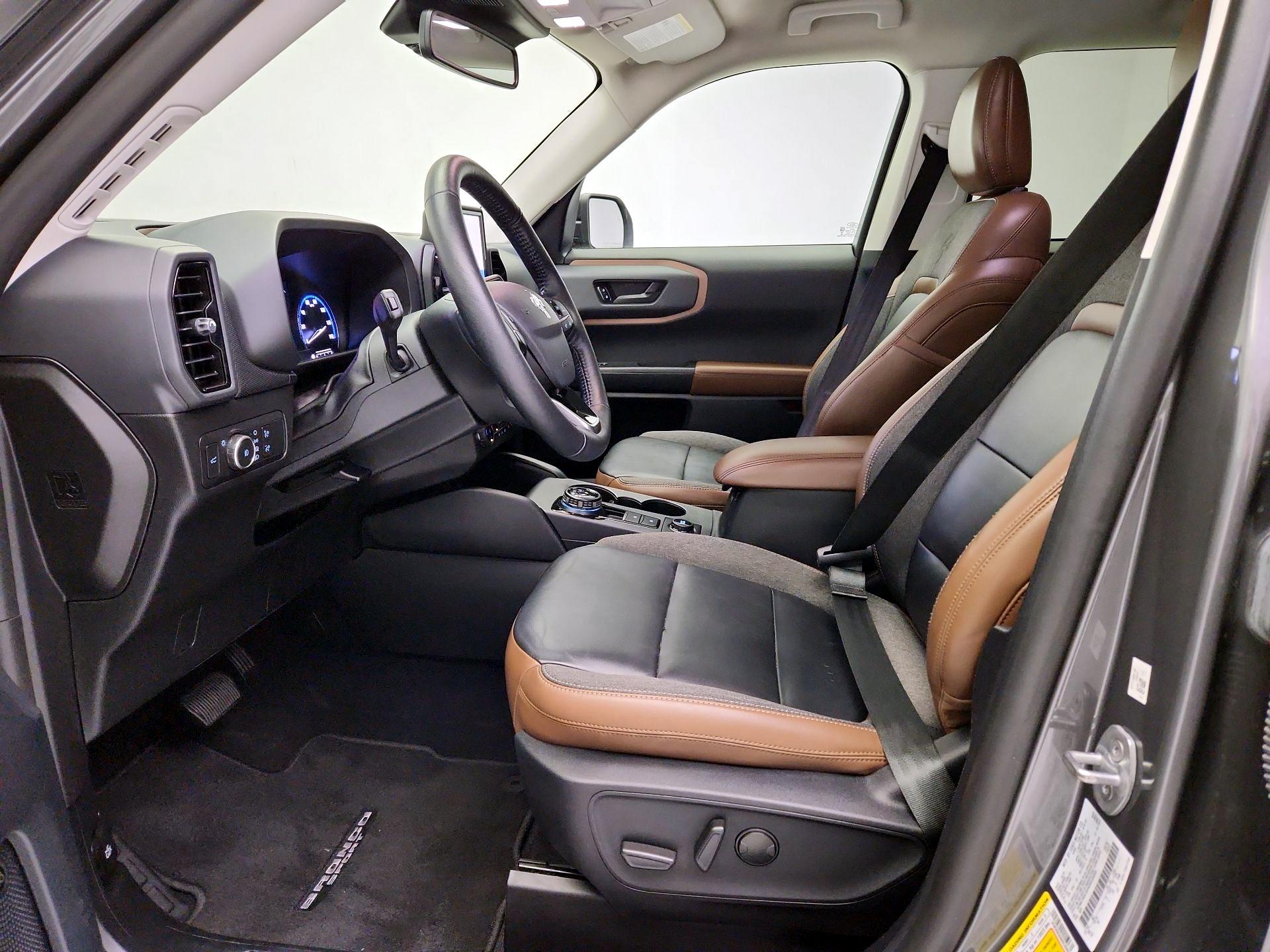 Thumbnail: 2022 Ford Bronco Sport - 11