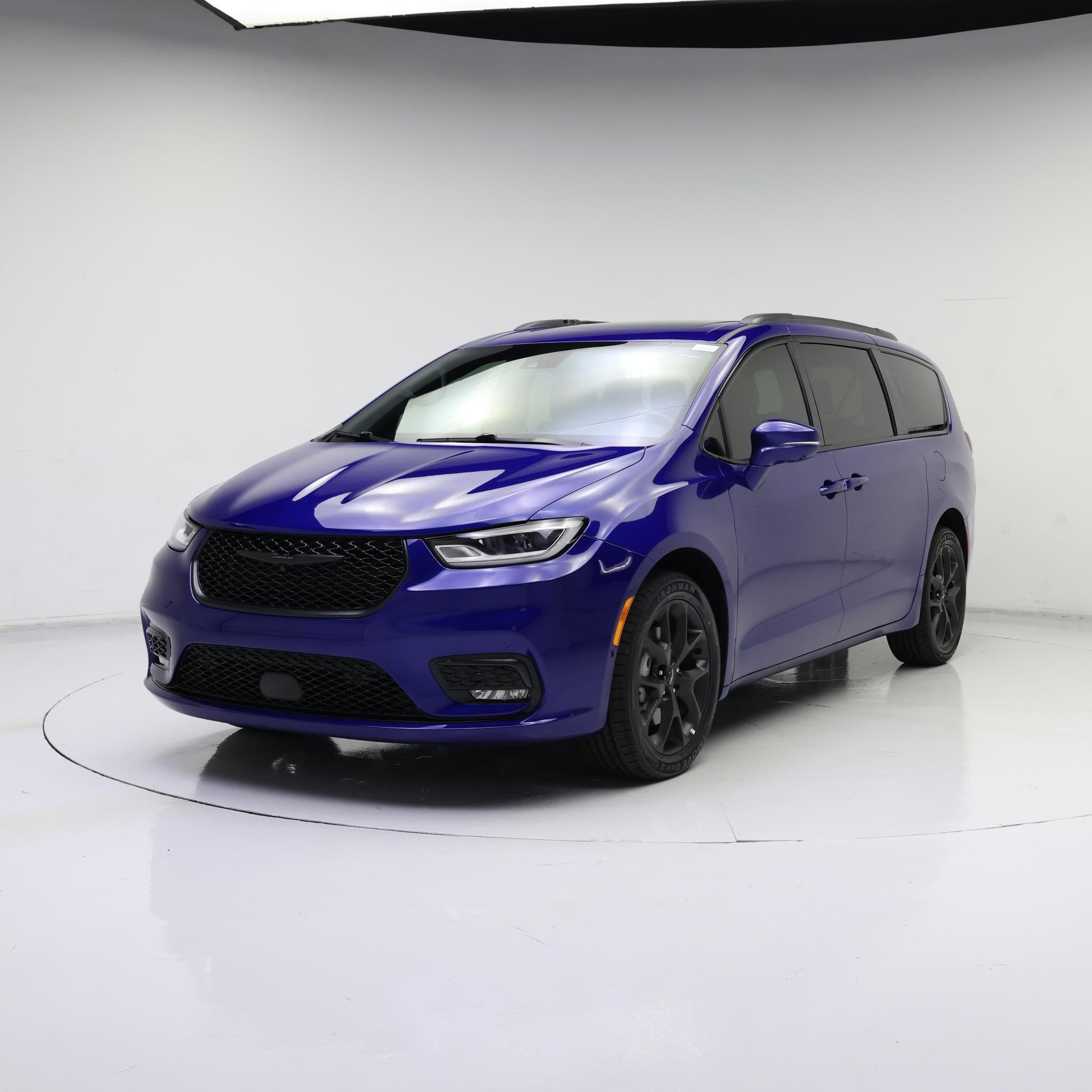 Thumbnail: 2021 Chrysler Pacifica - 4