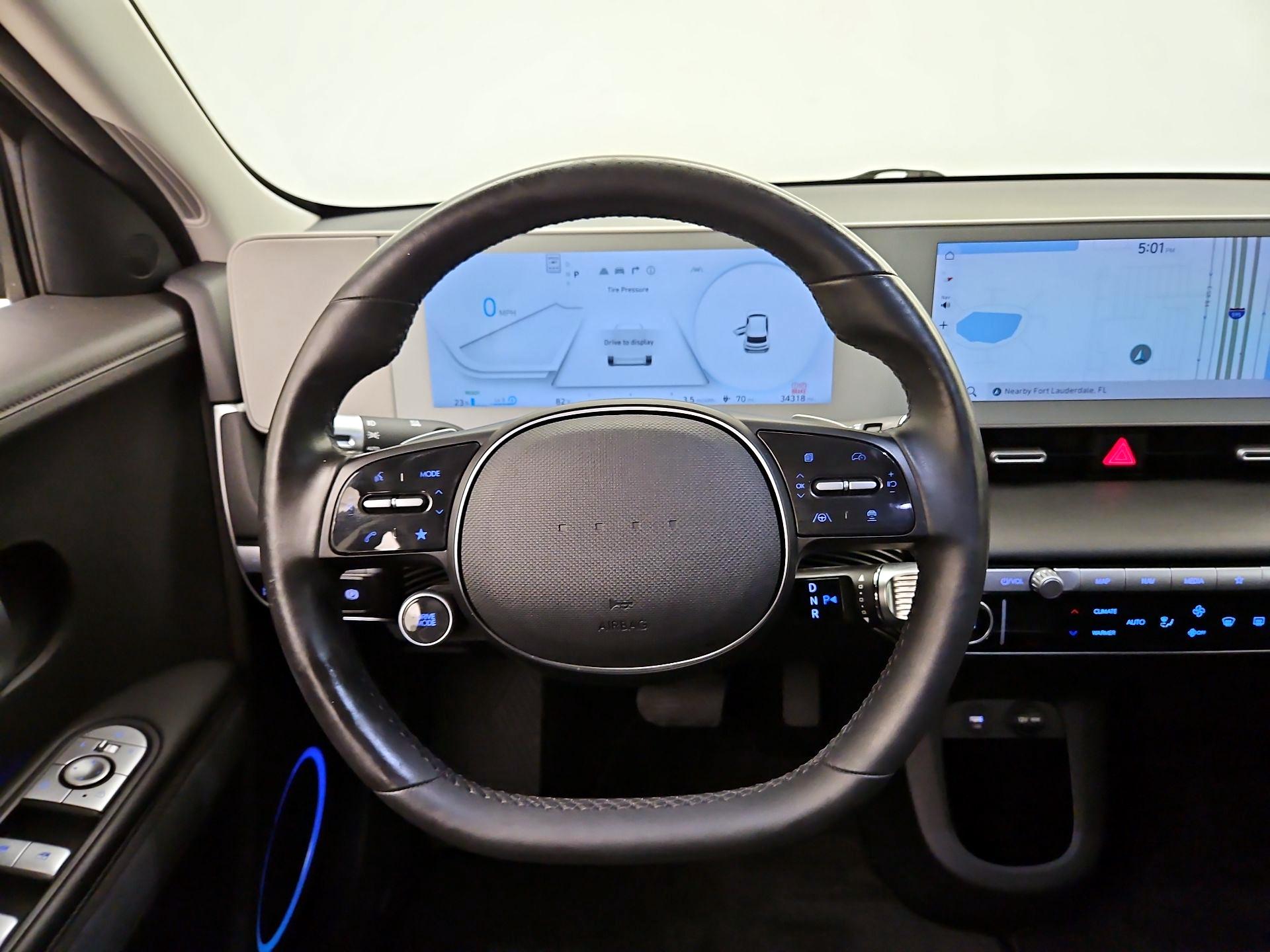 Thumbnail: 2023 Hyundai Ioniq 5 - 10