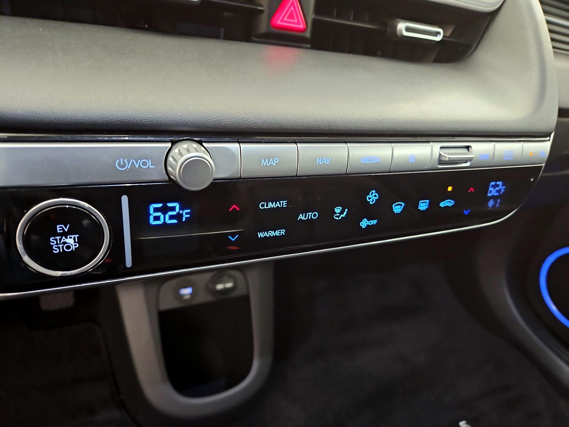 Thumbnail: 2023 Hyundai Ioniq 5 - 16