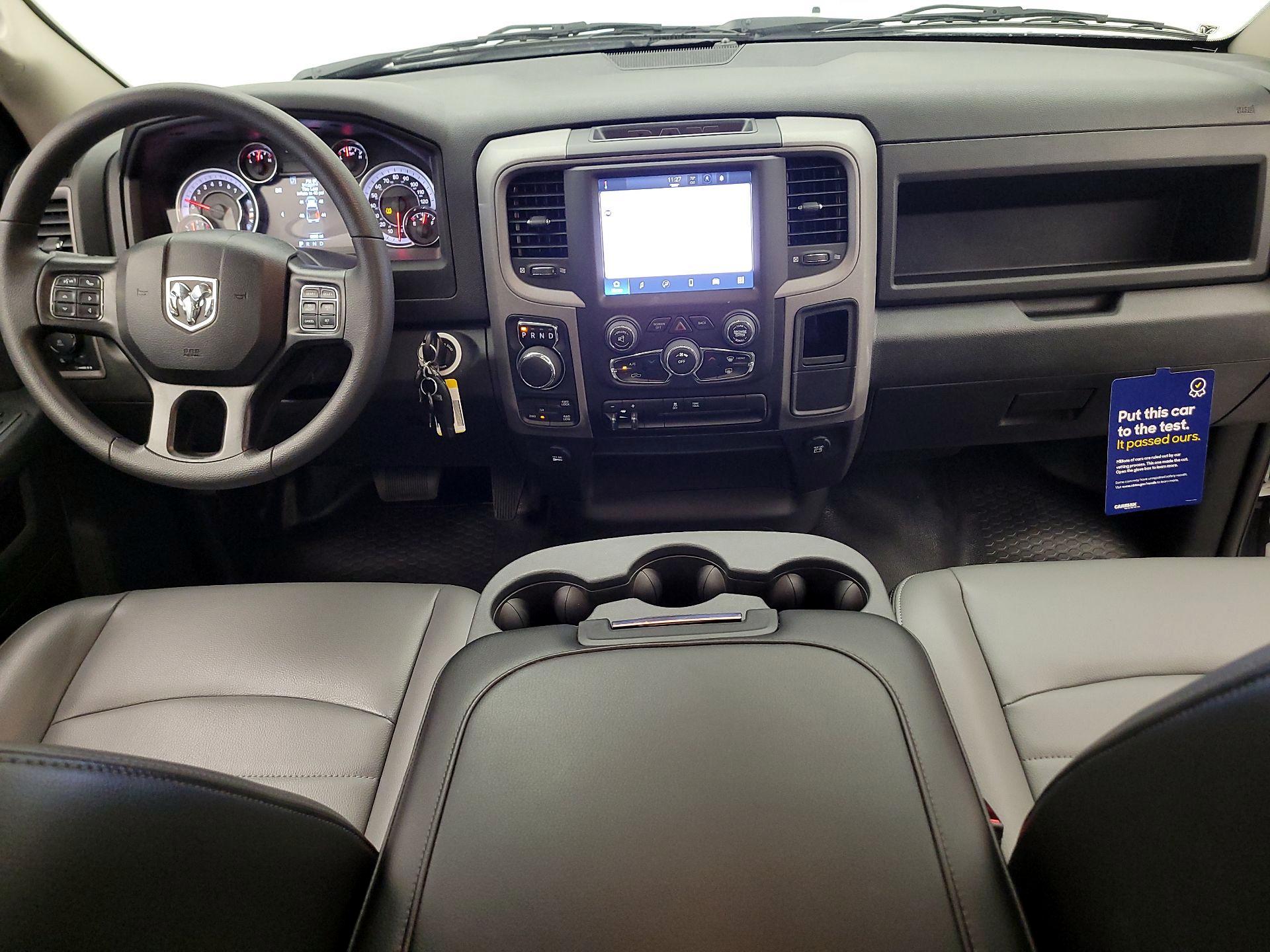 Thumbnail: 2023 RAM 1500 Classic - 9