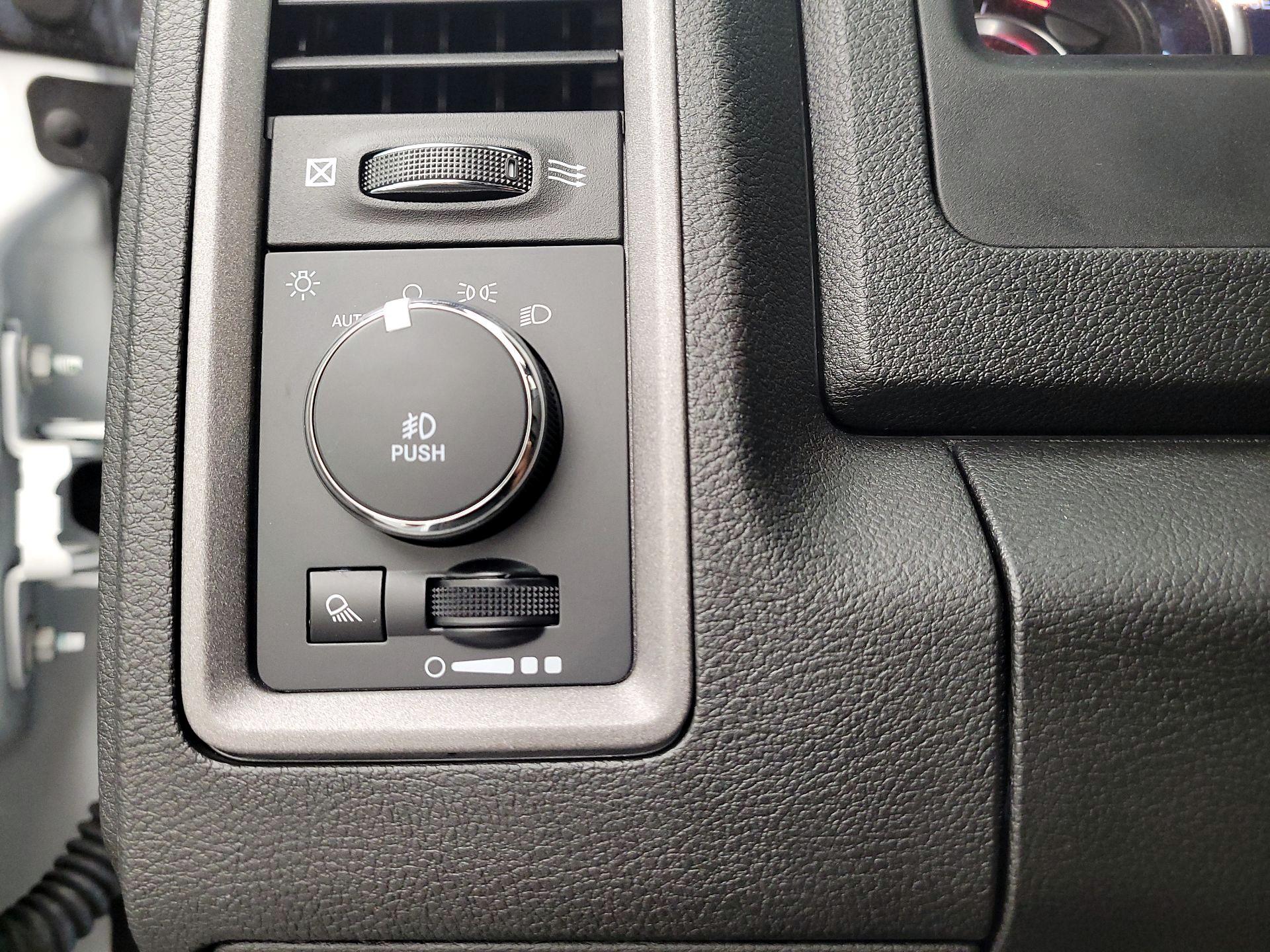 Thumbnail: 2023 RAM 1500 Classic - 13