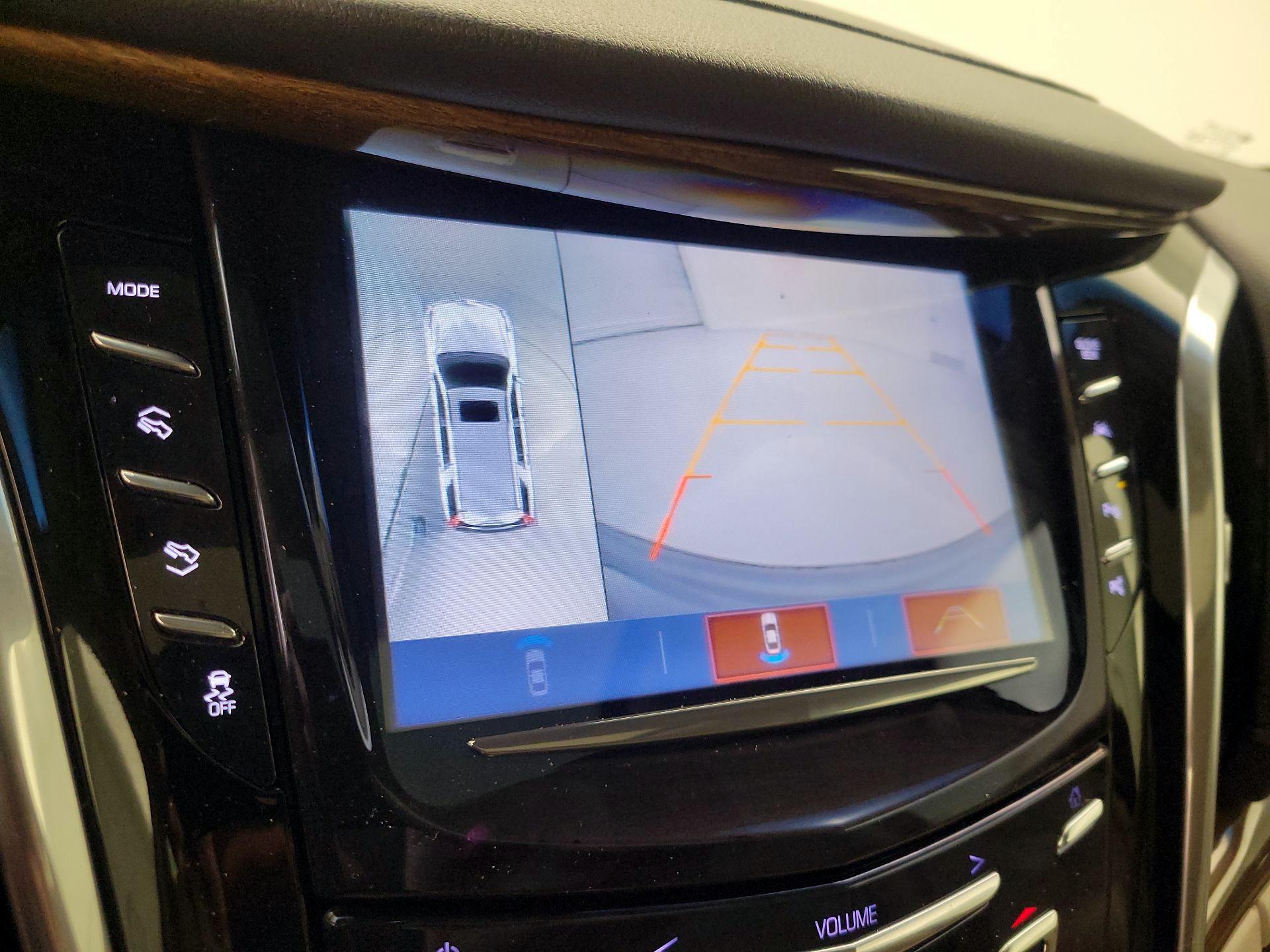 Thumbnail: 2019 Cadillac Escalade - 15