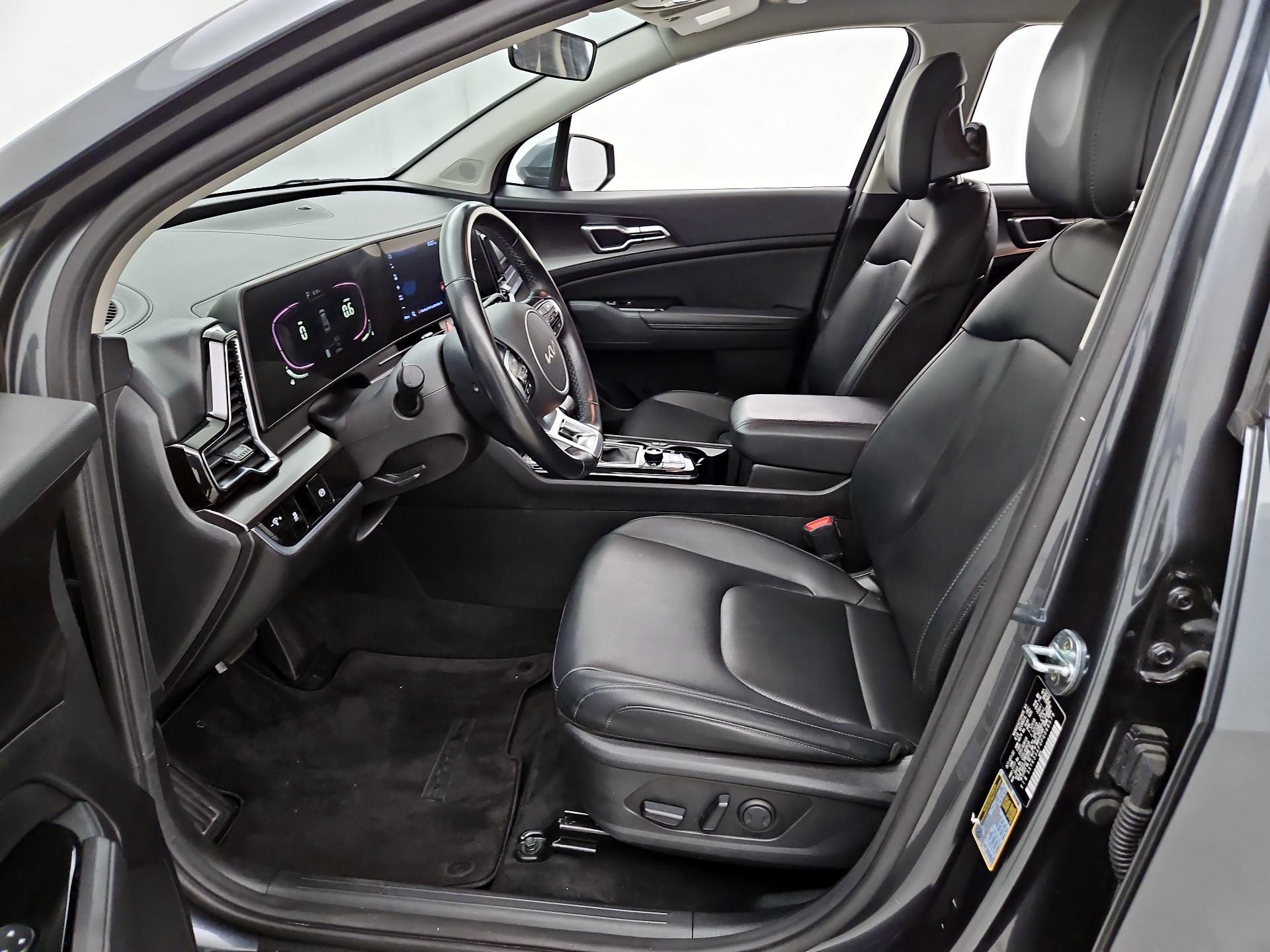 Thumbnail: 2023 Kia Sportage - 11