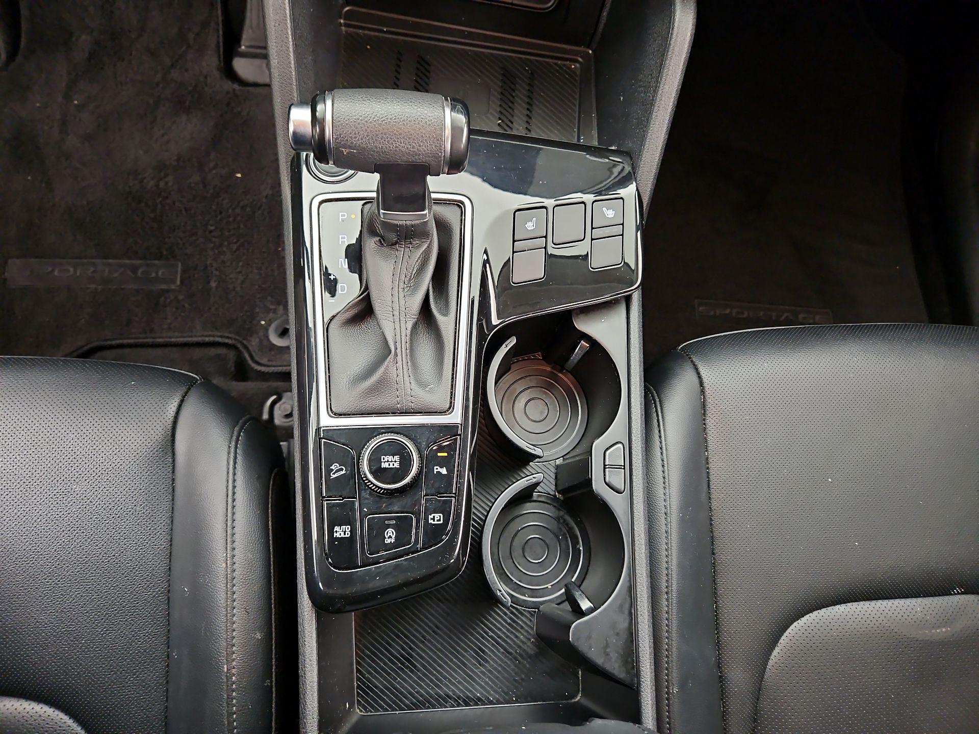 Thumbnail: 2023 Kia Sportage - 18