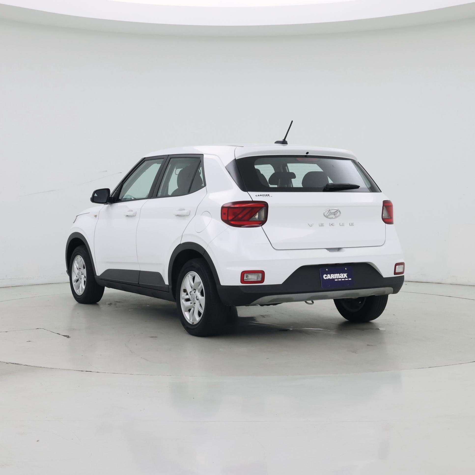 Thumbnail: 2023 Hyundai Venue - 2