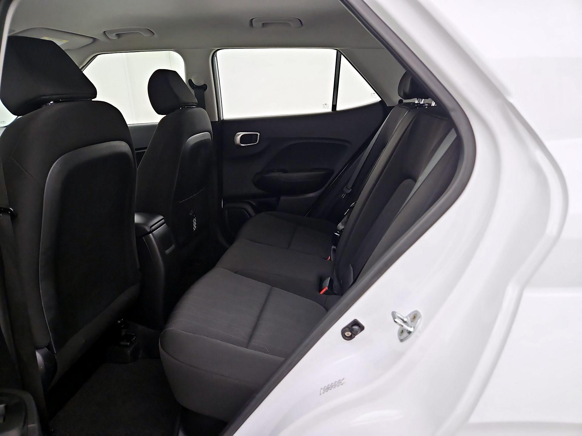 Thumbnail: 2023 Hyundai Venue - 19