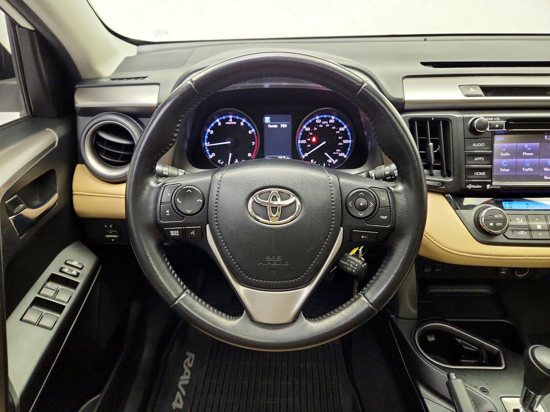 Thumbnail: 2017 Toyota RAV4 - 10