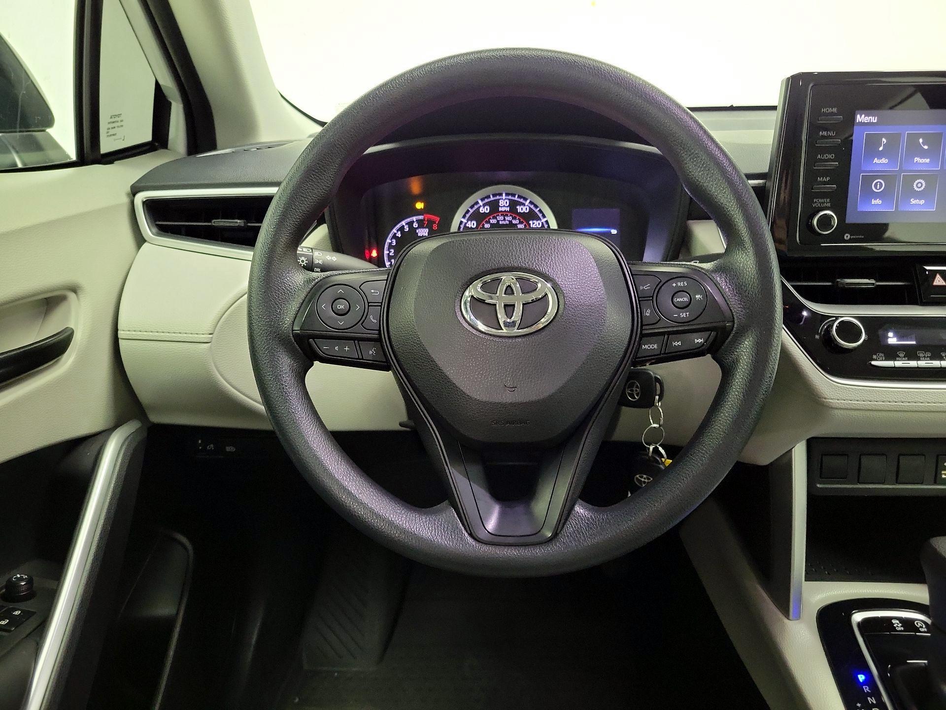 Thumbnail: 2022 Toyota Corolla Cross - 10