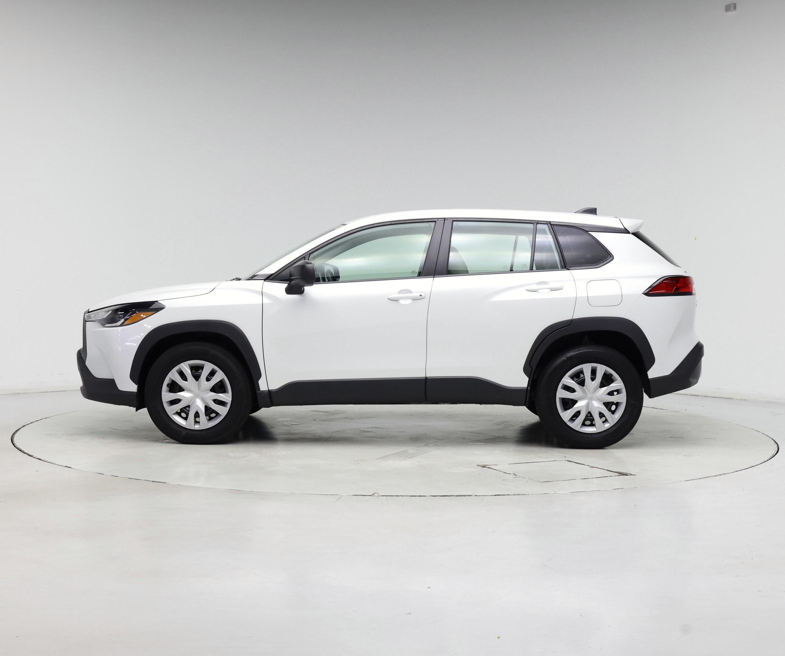 Thumbnail: 2022 Toyota Corolla Cross - 3