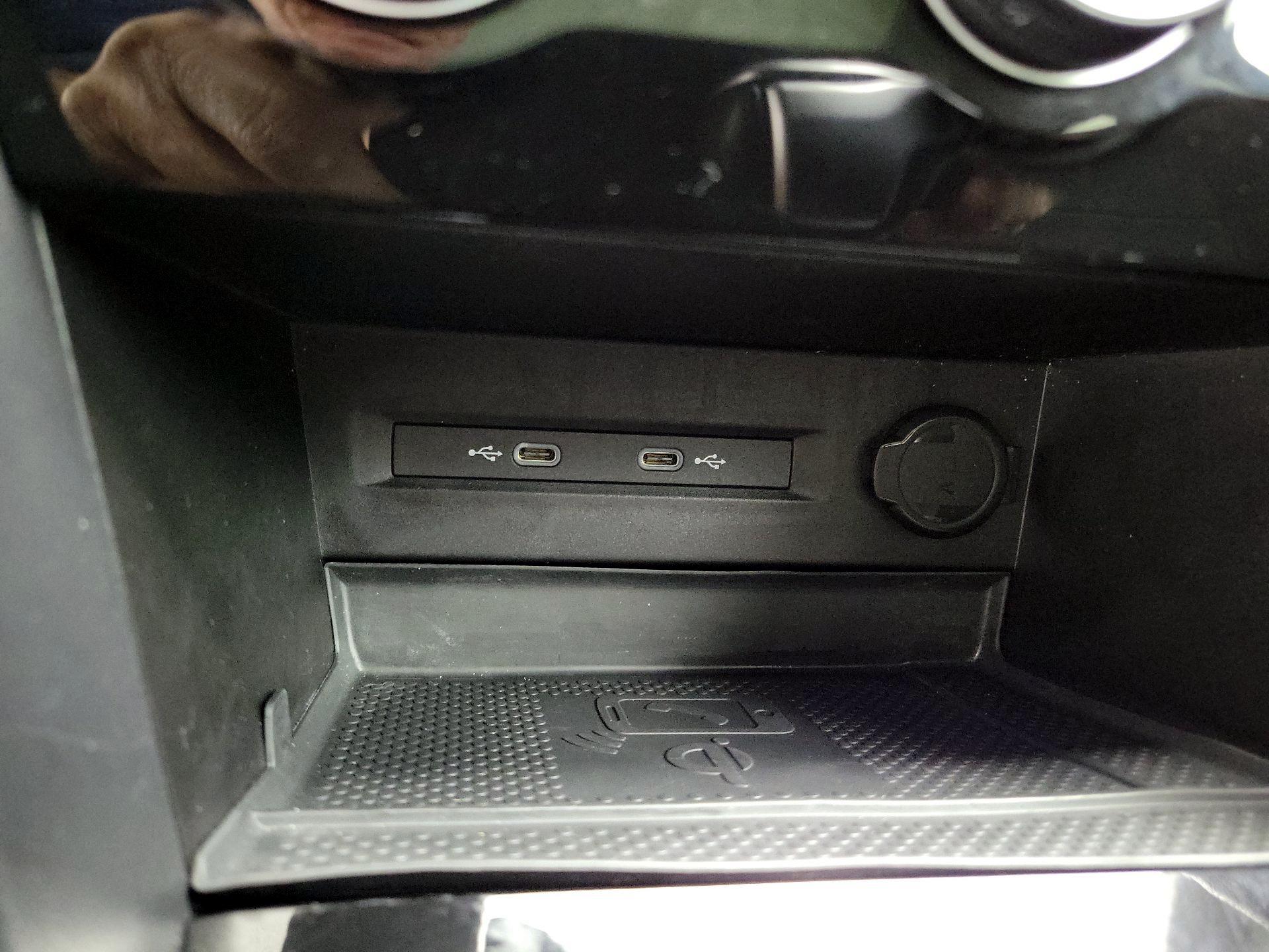 Thumbnail: 2023 Volkswagen Taos - 19