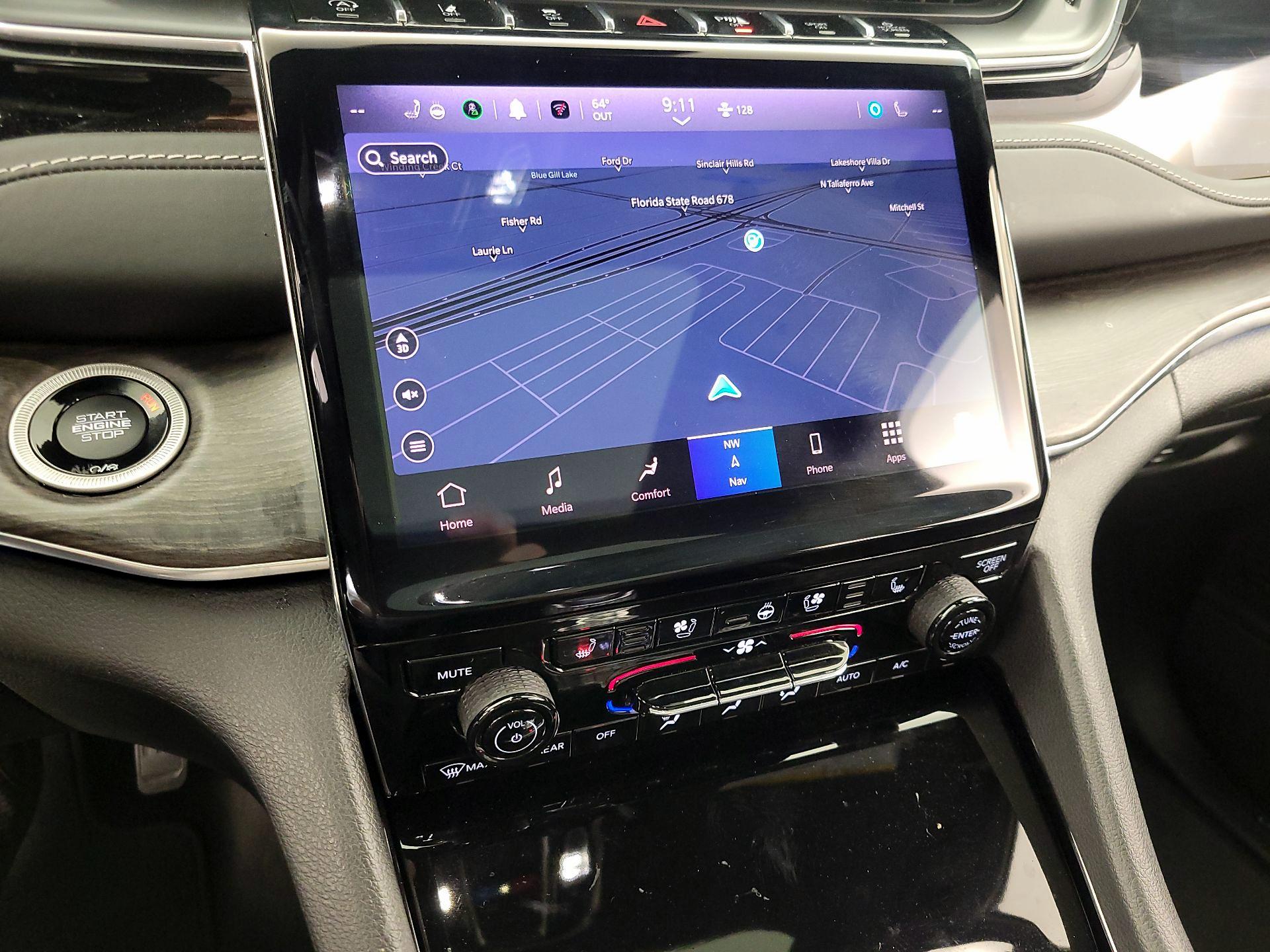 Thumbnail: 2023 Jeep Grand Cherokee - 14