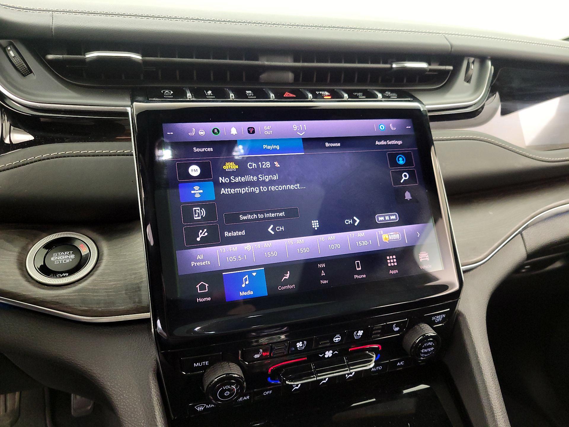 Thumbnail: 2023 Jeep Grand Cherokee - 16