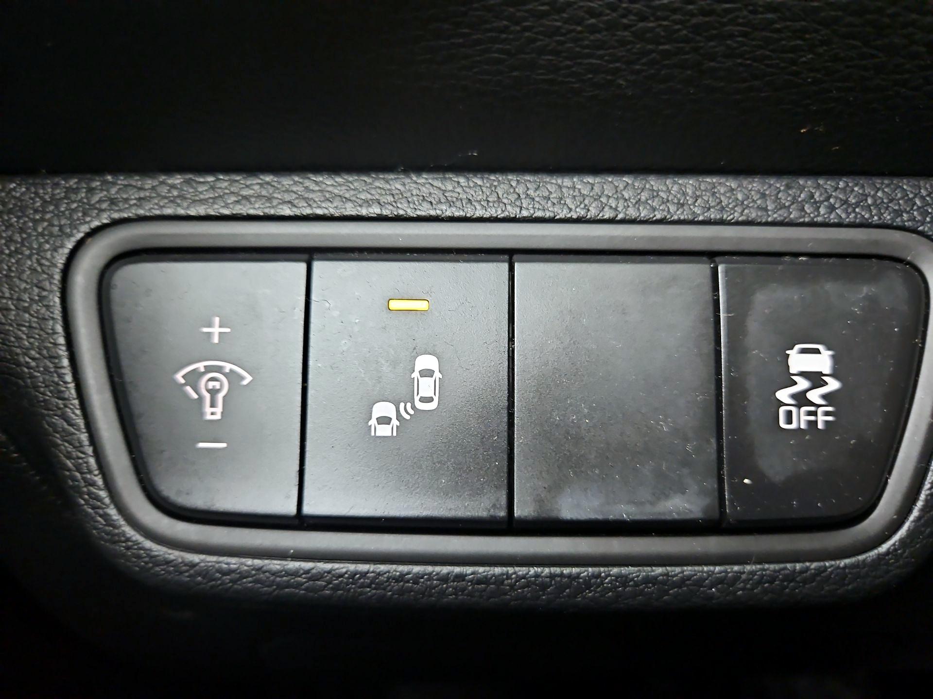 Thumbnail: 2024 Kia Forte - 13