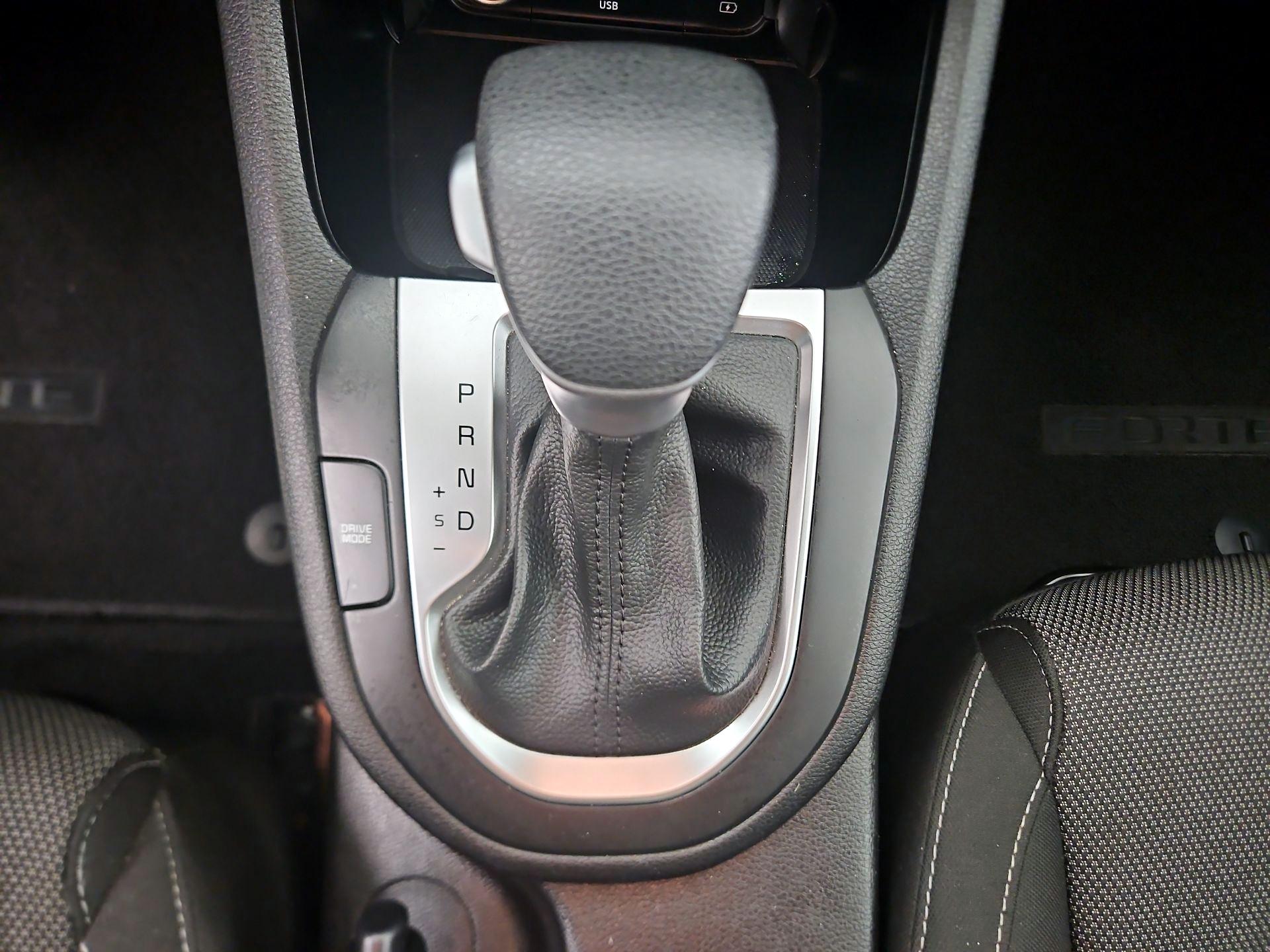 Thumbnail: 2024 Kia Forte - 17