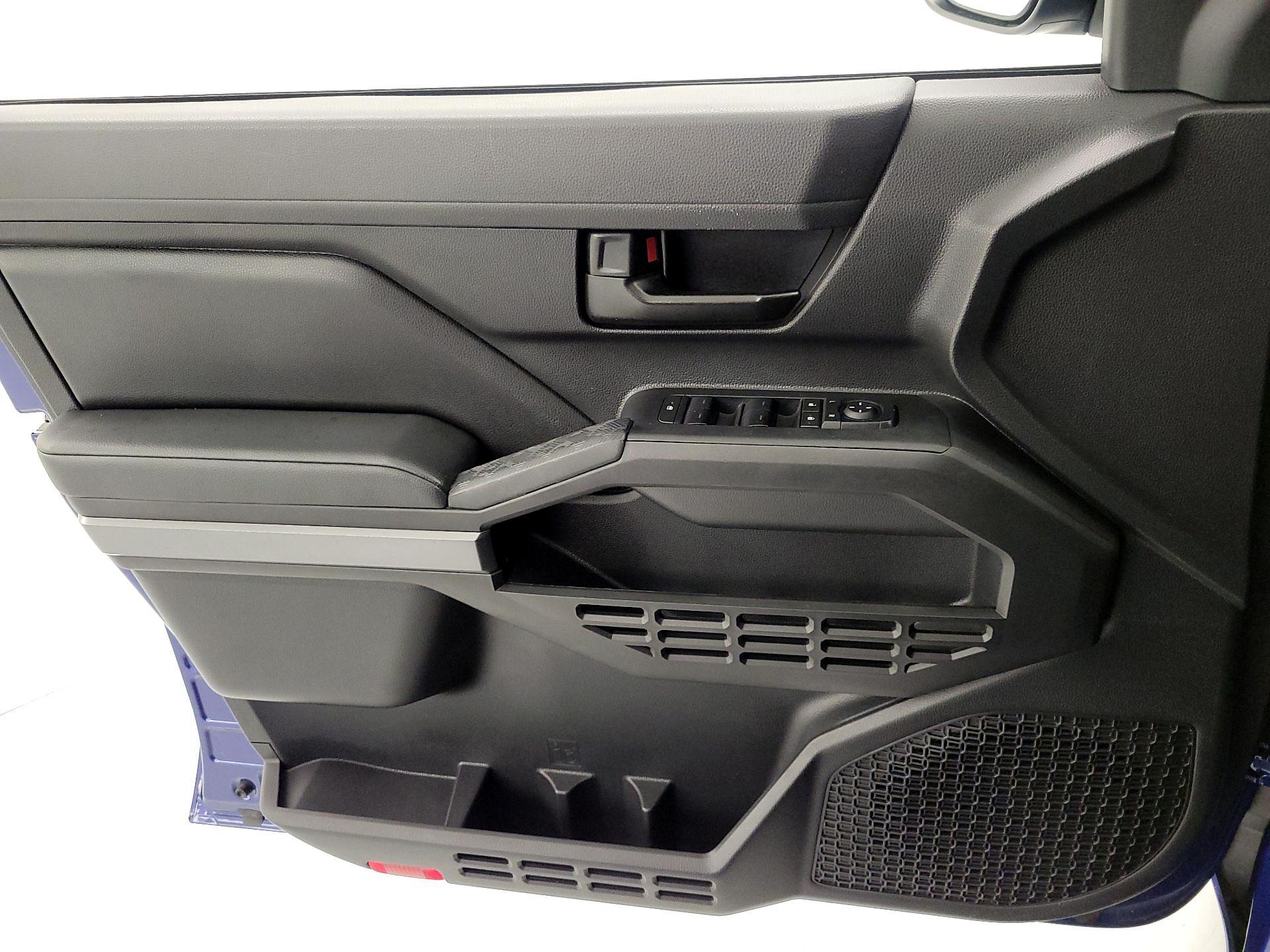 Thumbnail: 2024 Toyota Tacoma - 12