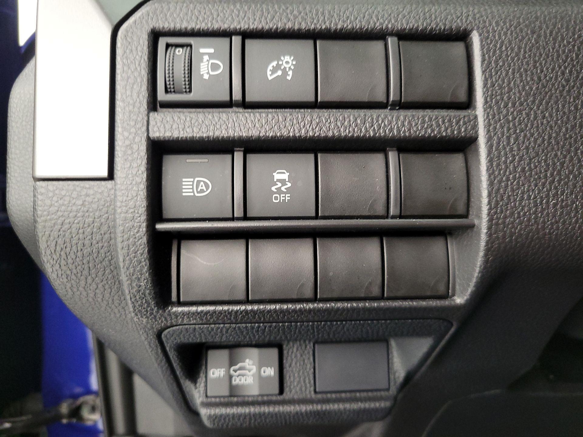 Thumbnail: 2024 Toyota Tacoma - 13