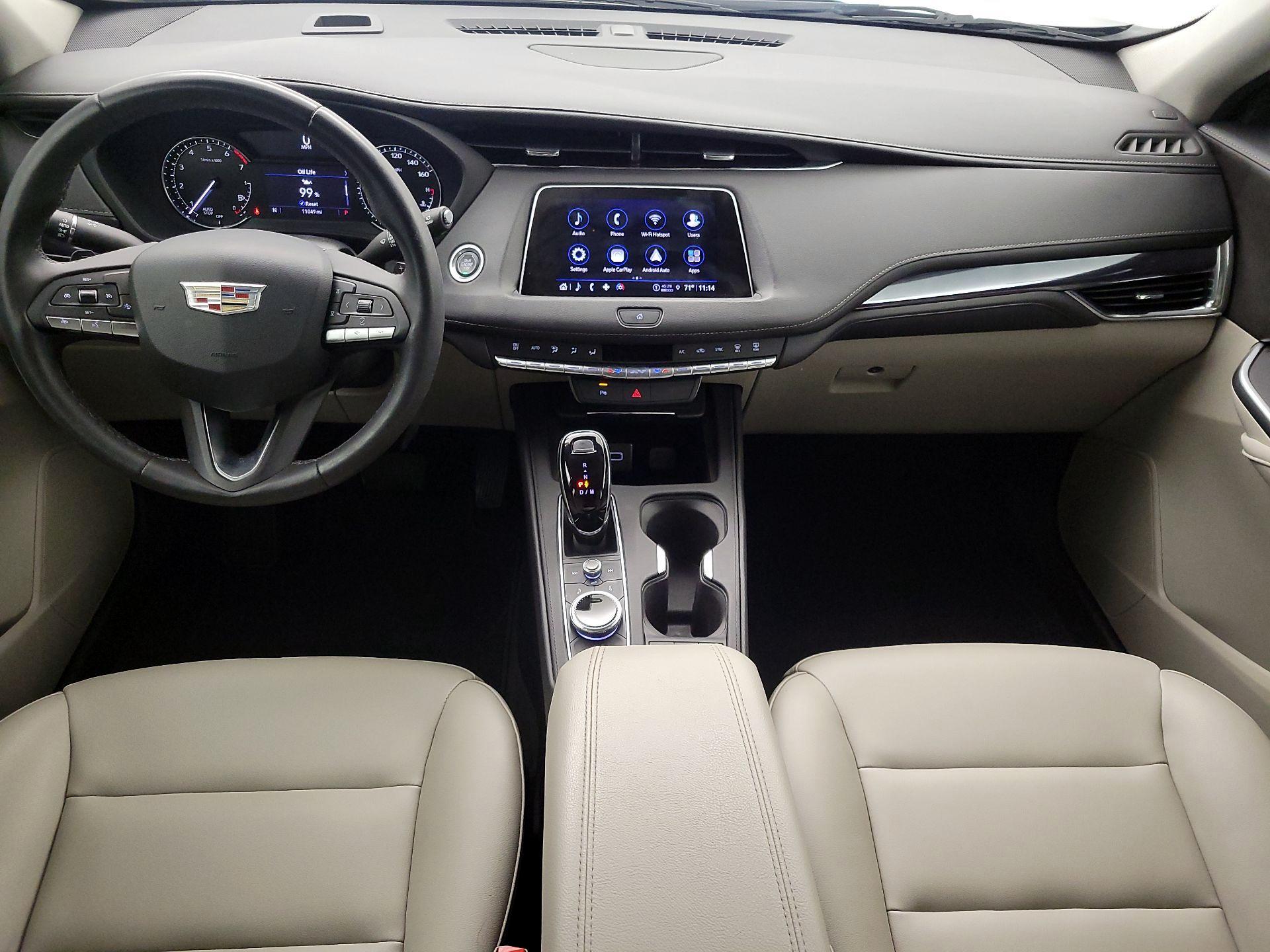 Thumbnail: 2023 Cadillac XT4 - 9