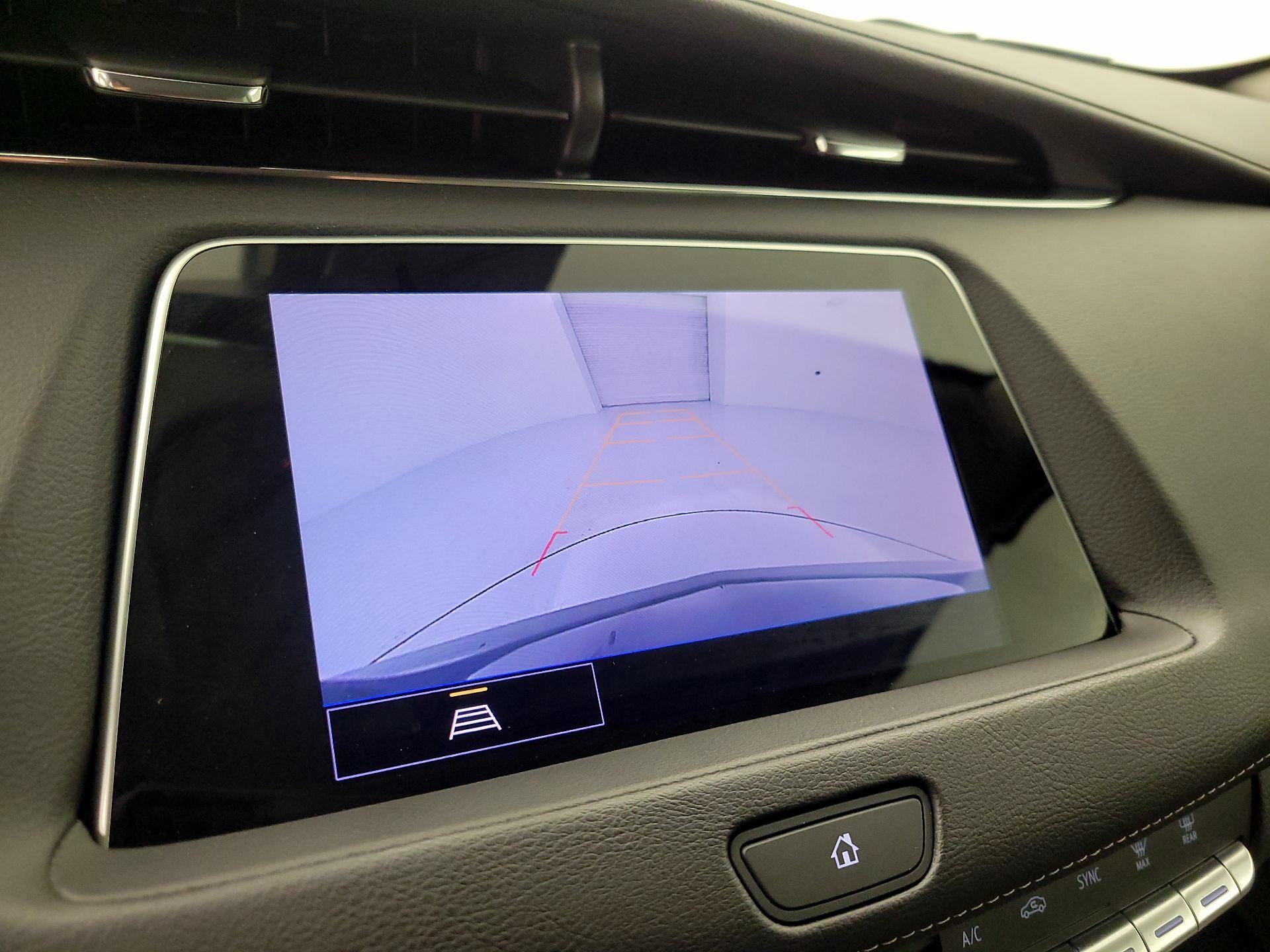 Thumbnail: 2023 Cadillac XT4 - 14