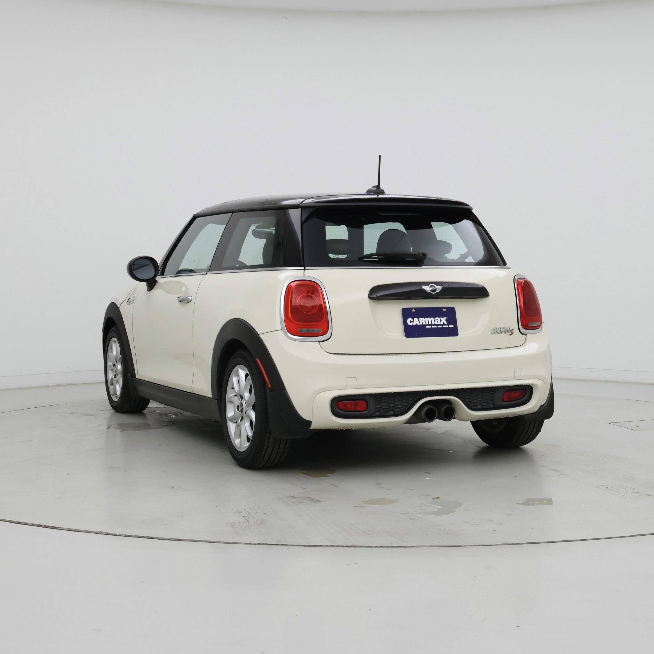Thumbnail: 2015 MINI Cooper Hardtop - 2