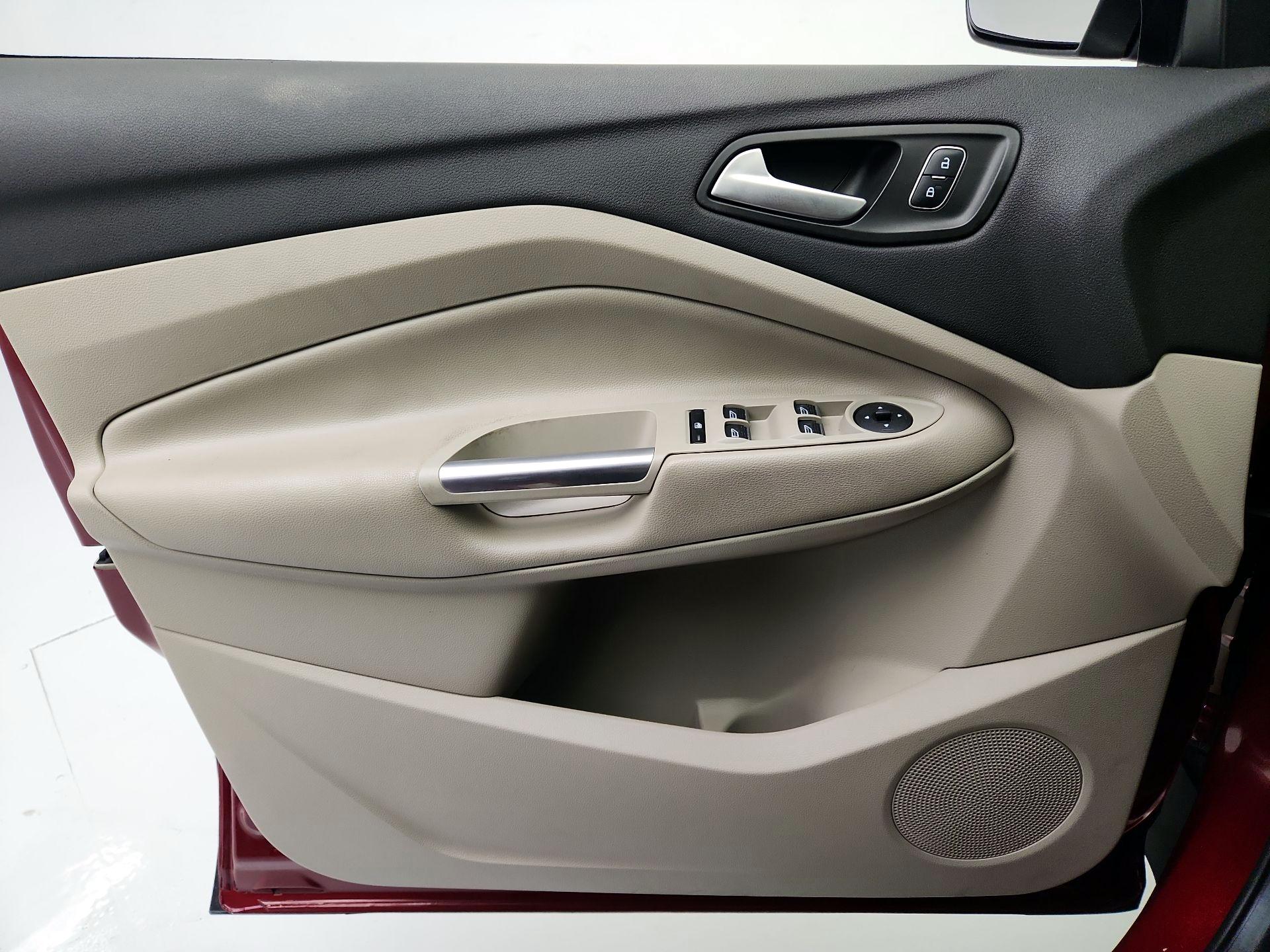 Thumbnail: 2019 Ford Escape - 12