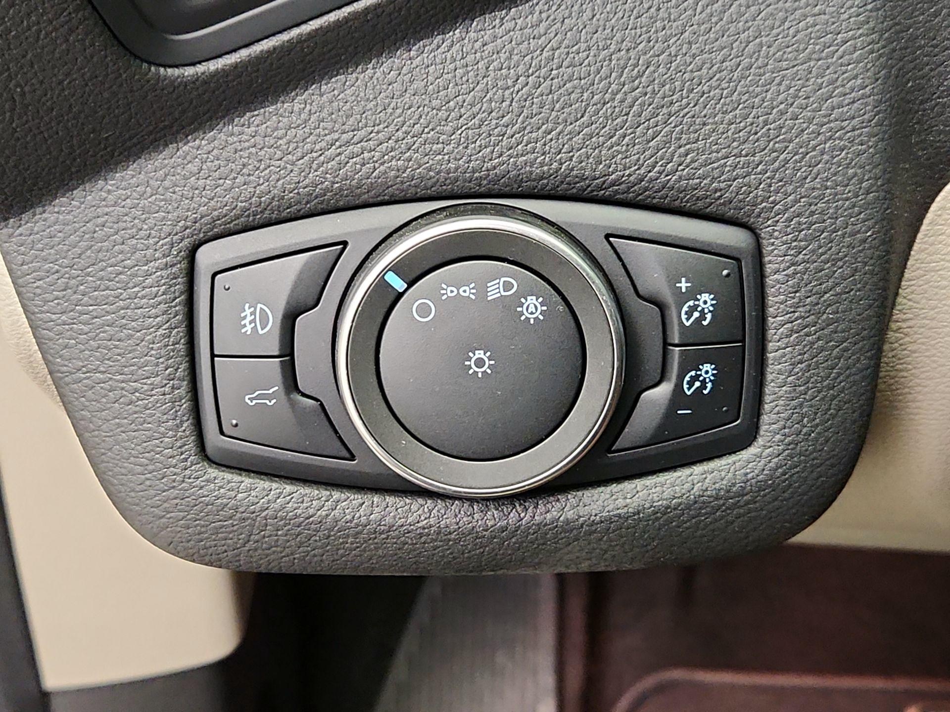 Thumbnail: 2019 Ford Escape - 13