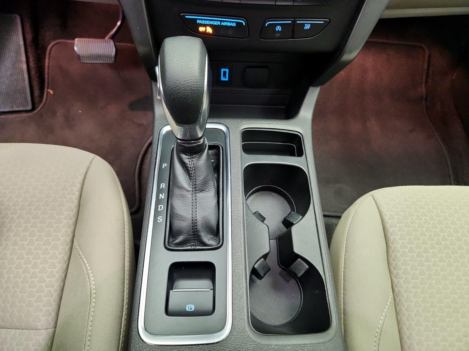 Thumbnail: 2019 Ford Escape - 17