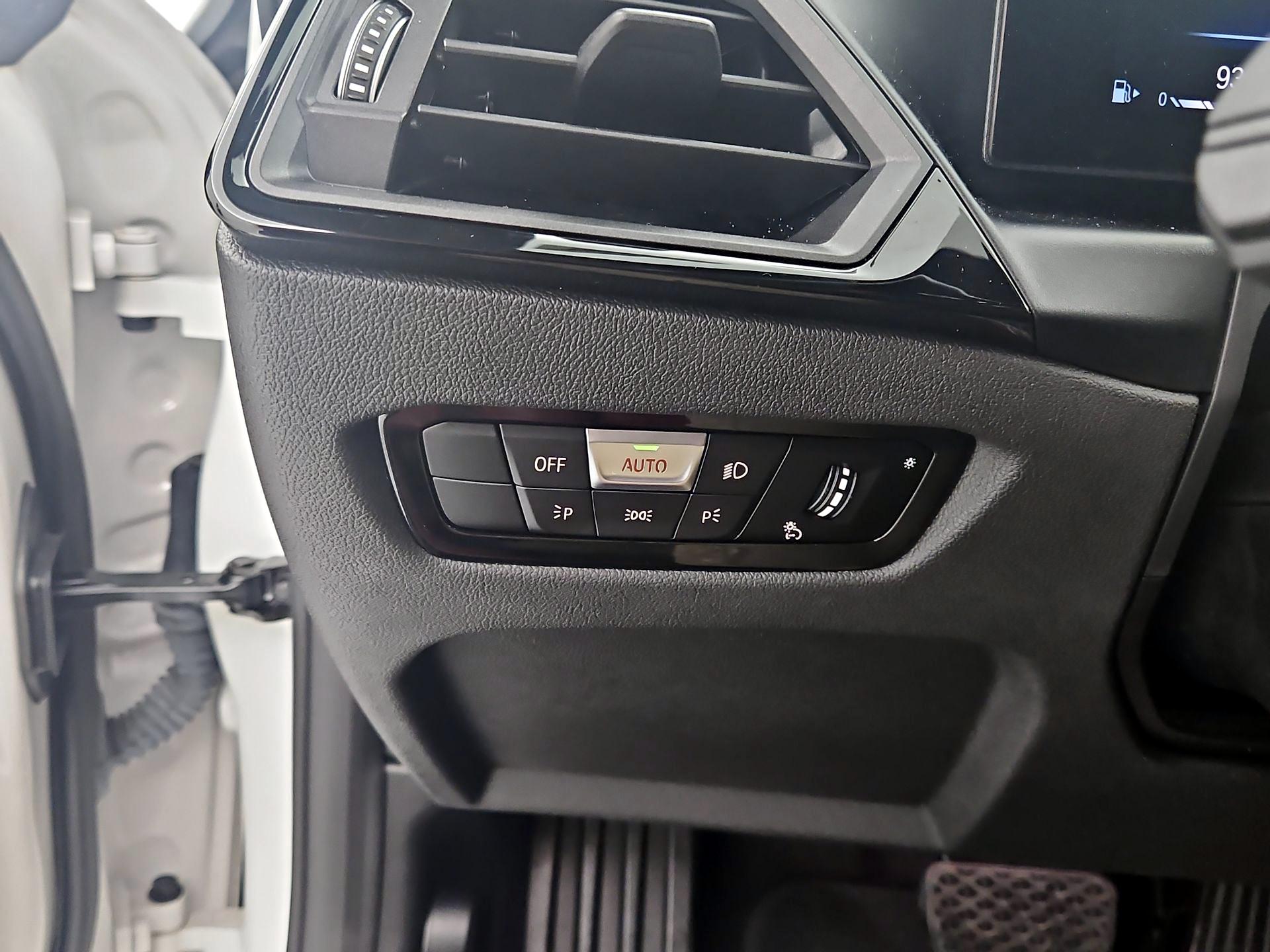 Thumbnail: 2023 BMW 2 Series - 13