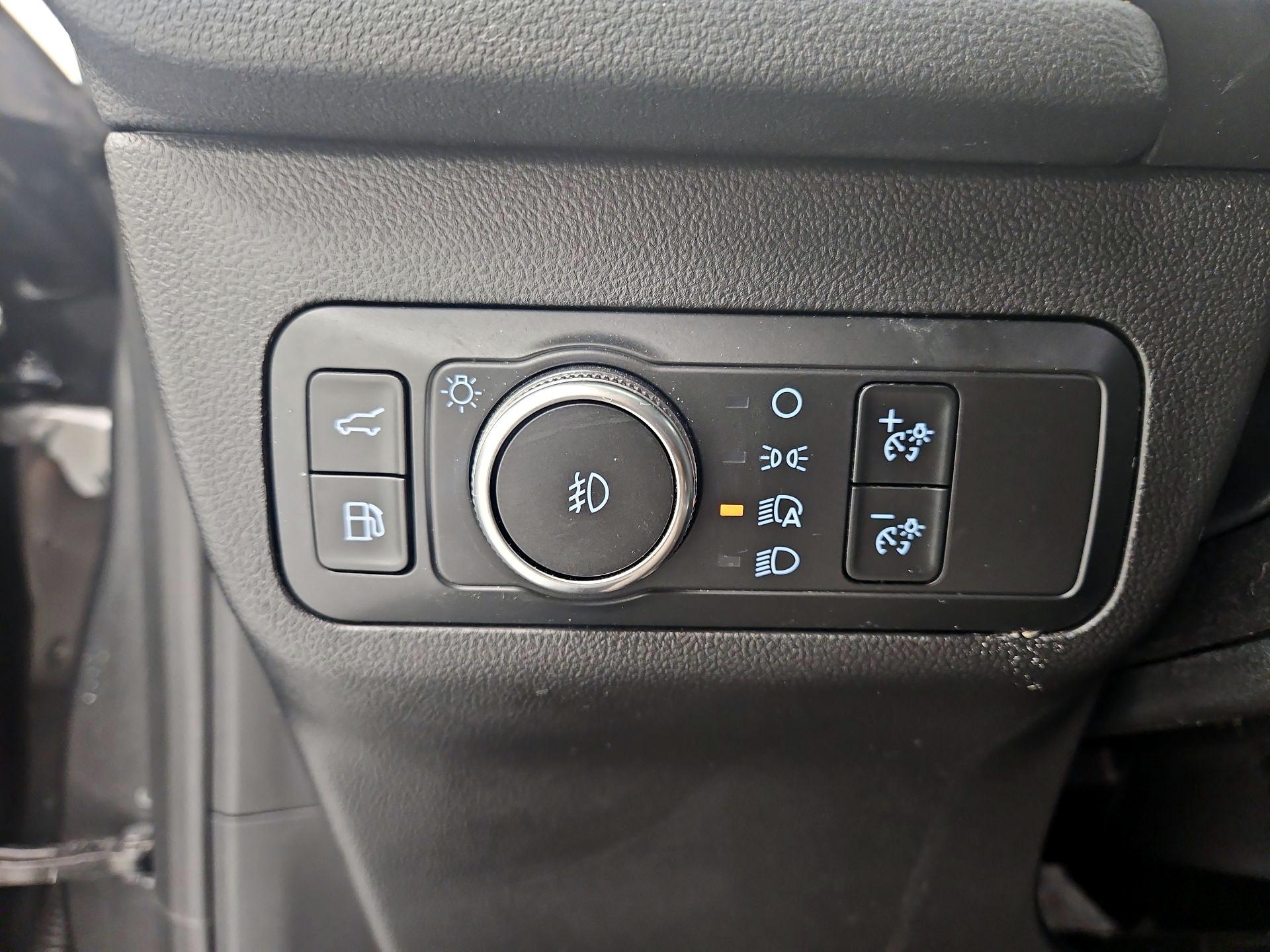 Thumbnail: 2020 Ford Escape - 13