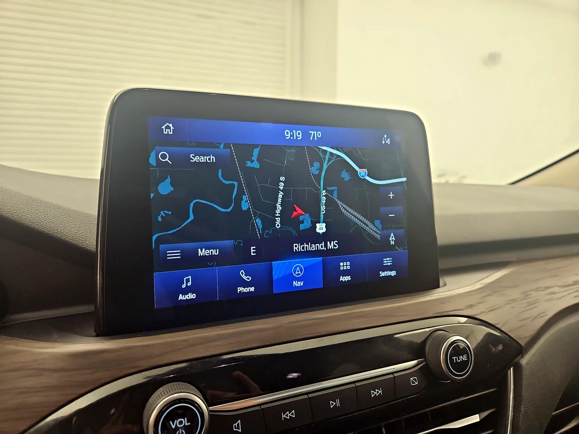 Thumbnail: 2020 Ford Escape - 14