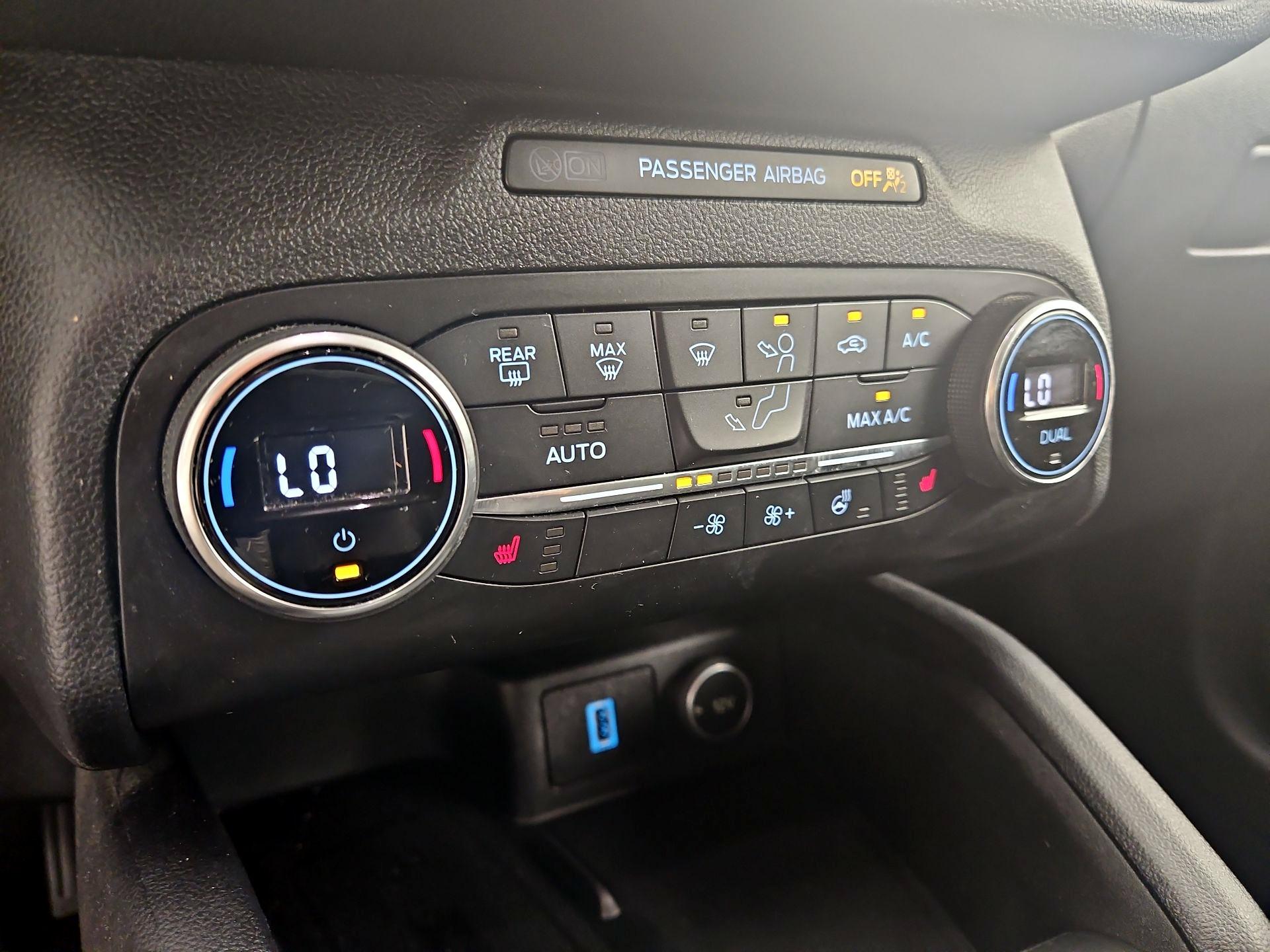 Thumbnail: 2020 Ford Escape - 17