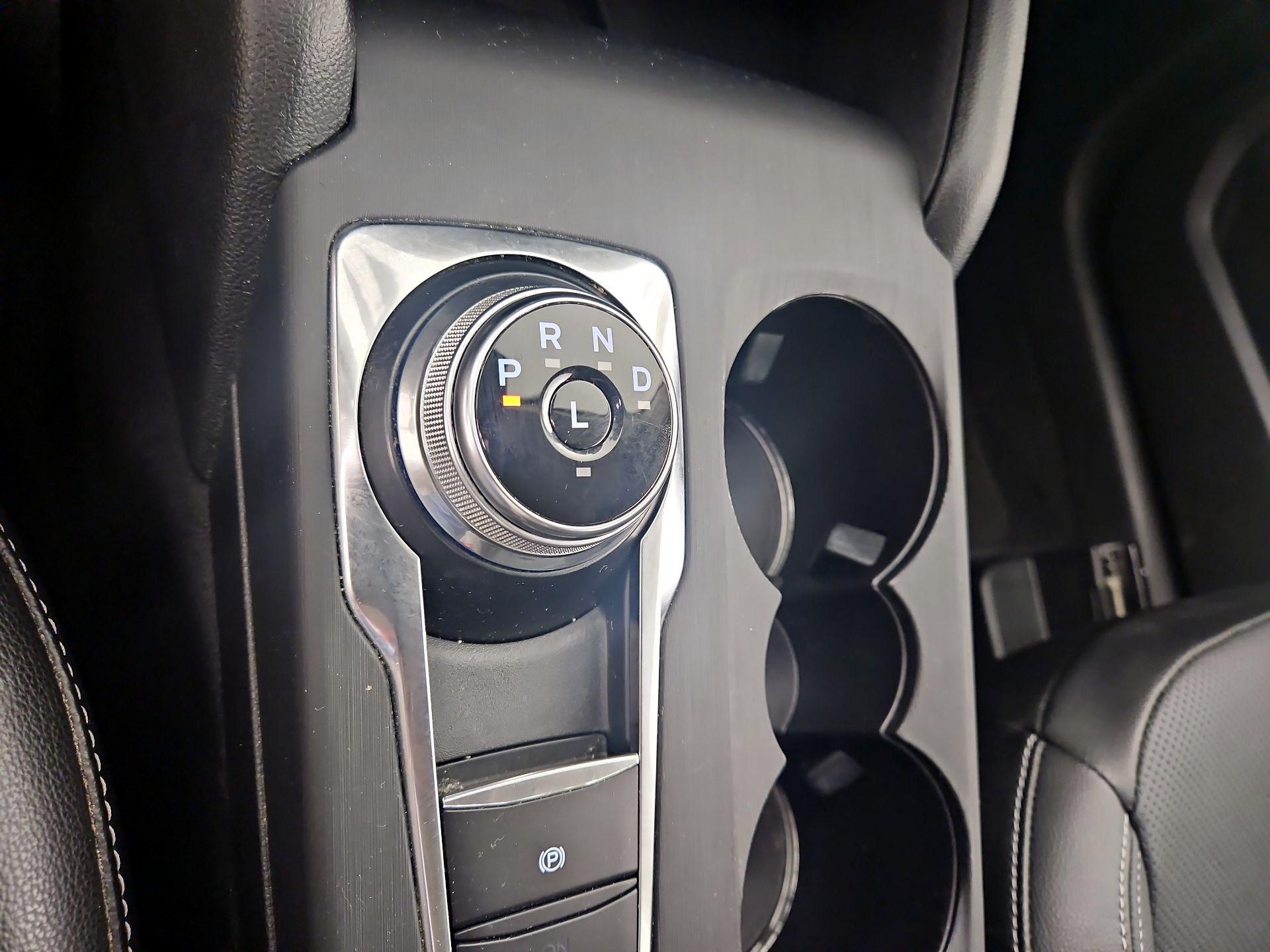 Thumbnail: 2020 Ford Escape - 18