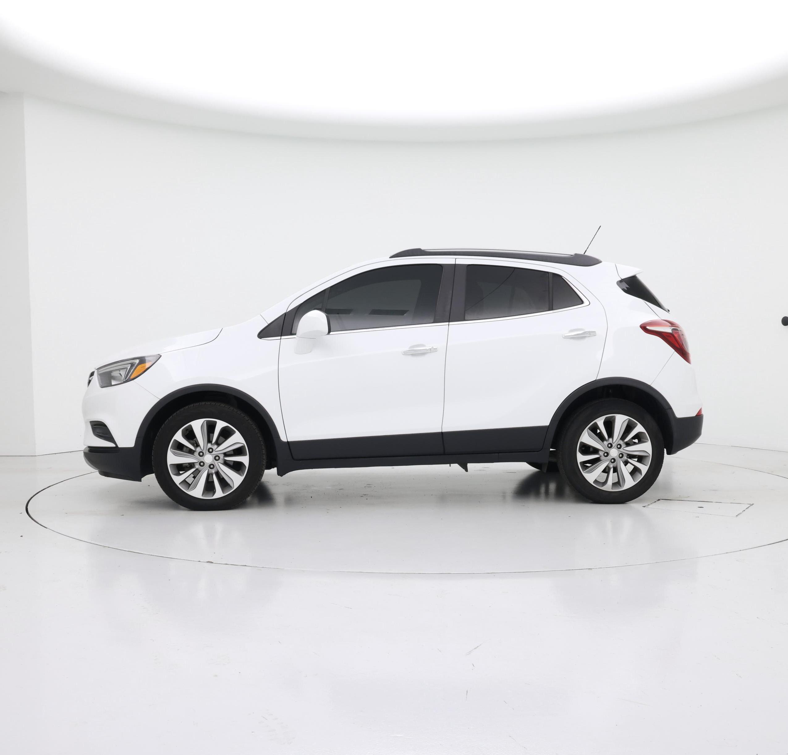 Thumbnail: 2020 Buick Encore - 3