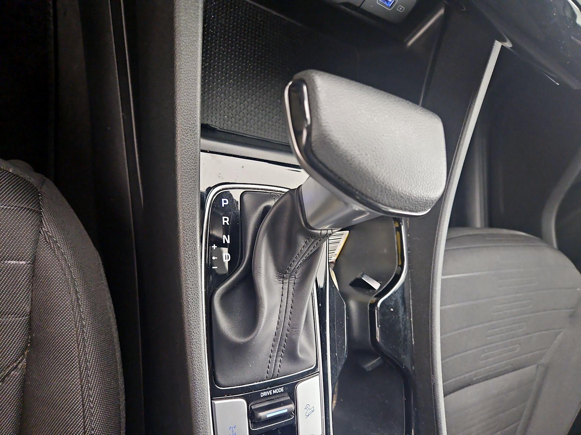 Thumbnail: 2023 Hyundai Santa Cruz - 17