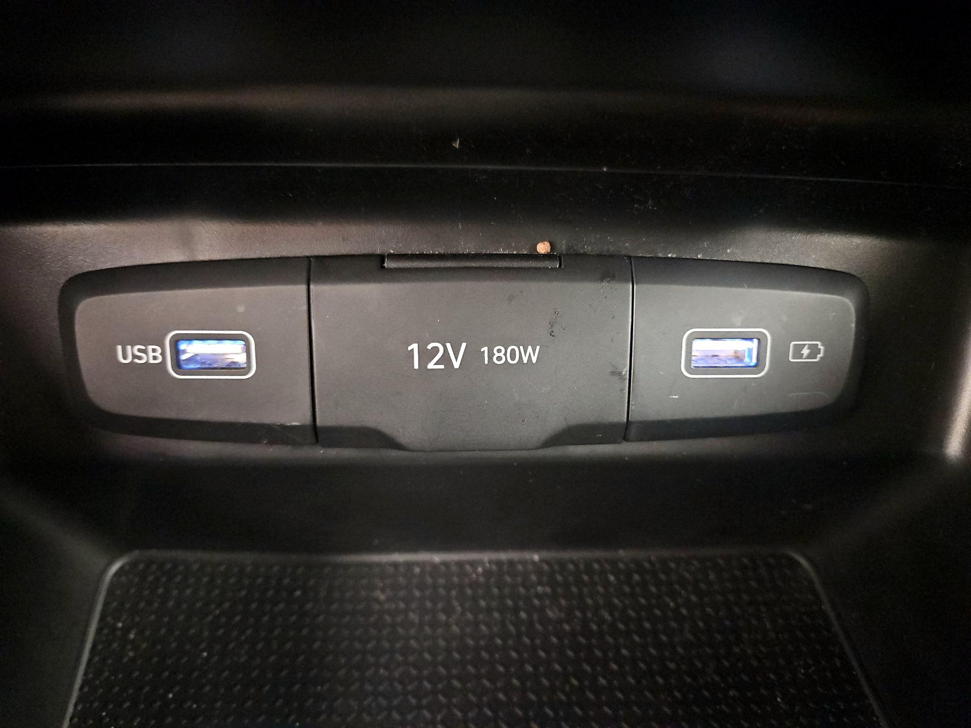 Thumbnail: 2023 Hyundai Santa Cruz - 18