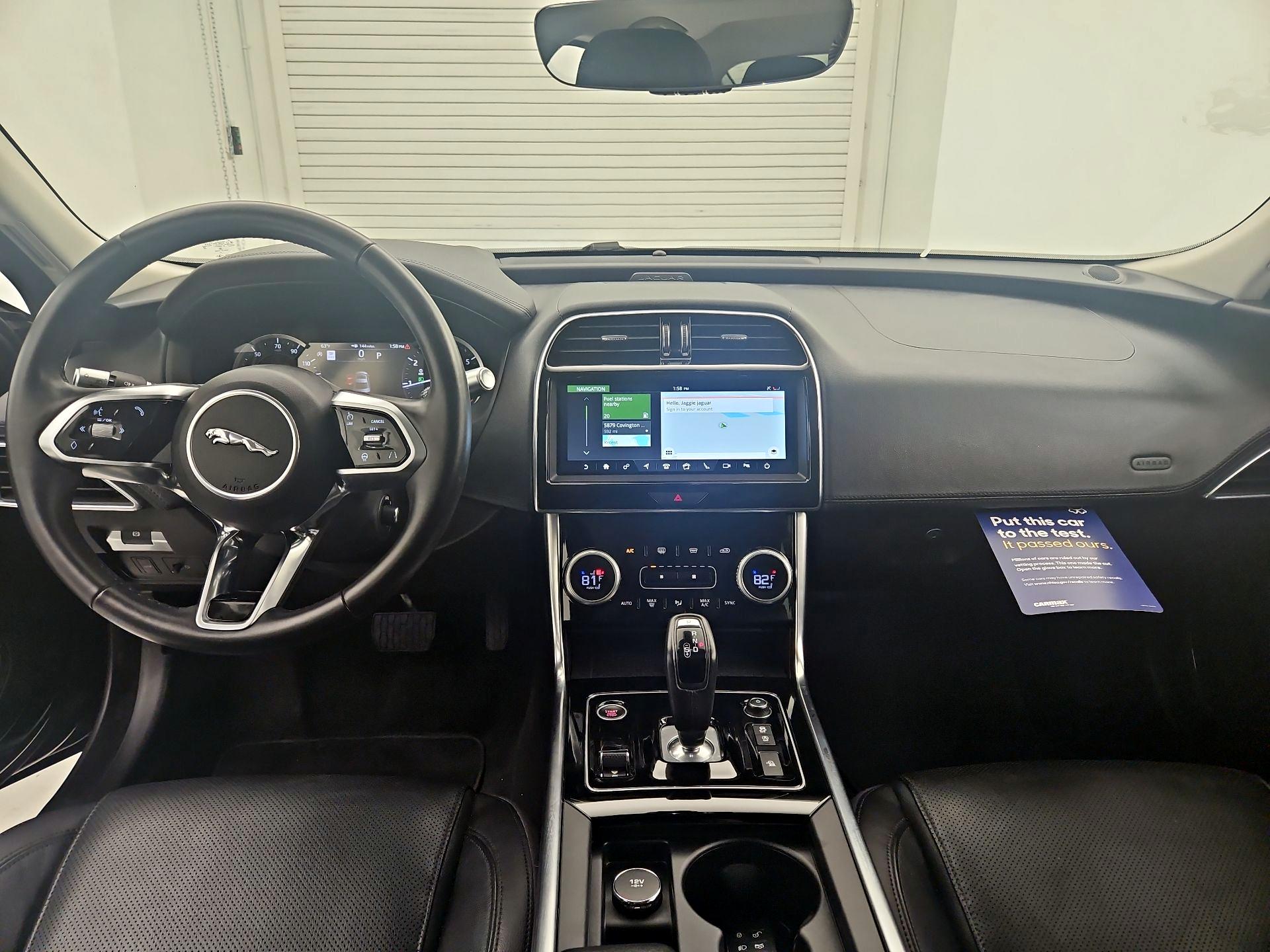 Thumbnail: 2020 Jaguar XE - 9