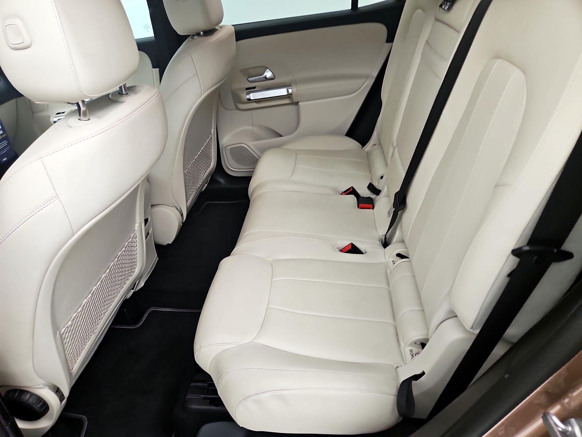 Thumbnail: 2022 Mercedes-Benz GLB - 20