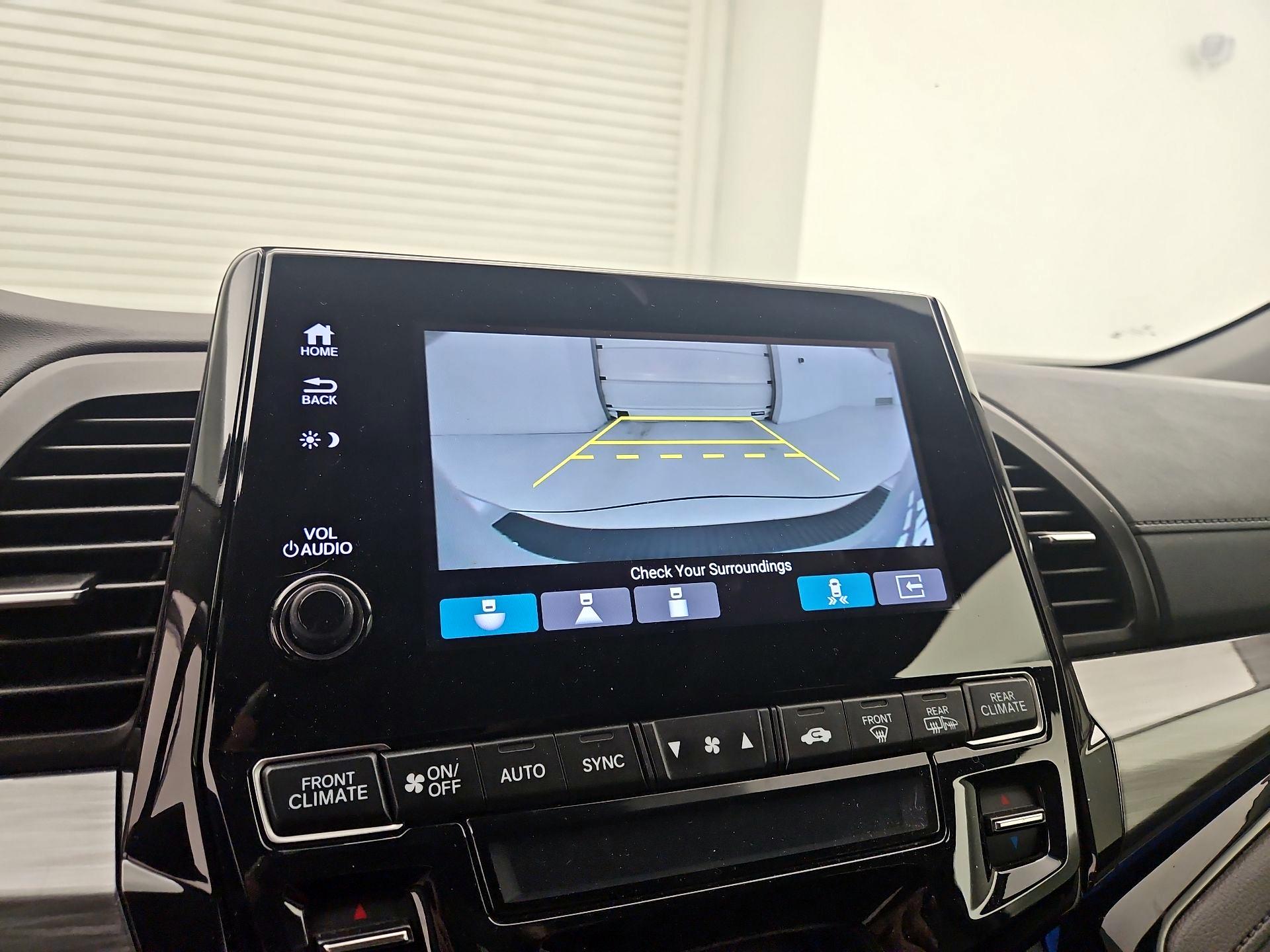 Thumbnail: 2022 Honda Odyssey - 15