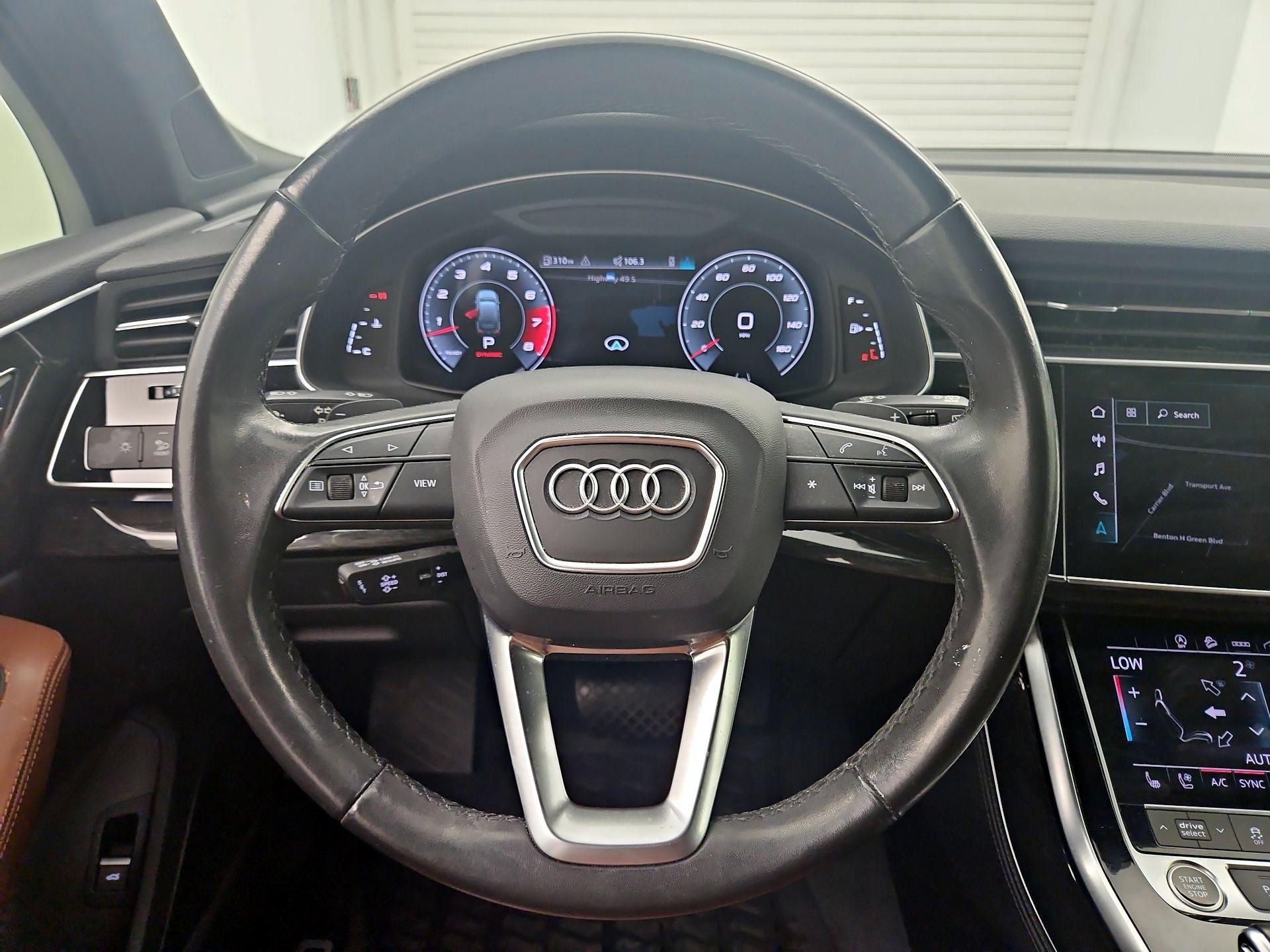 Thumbnail: 2021 Audi Q7 - 10