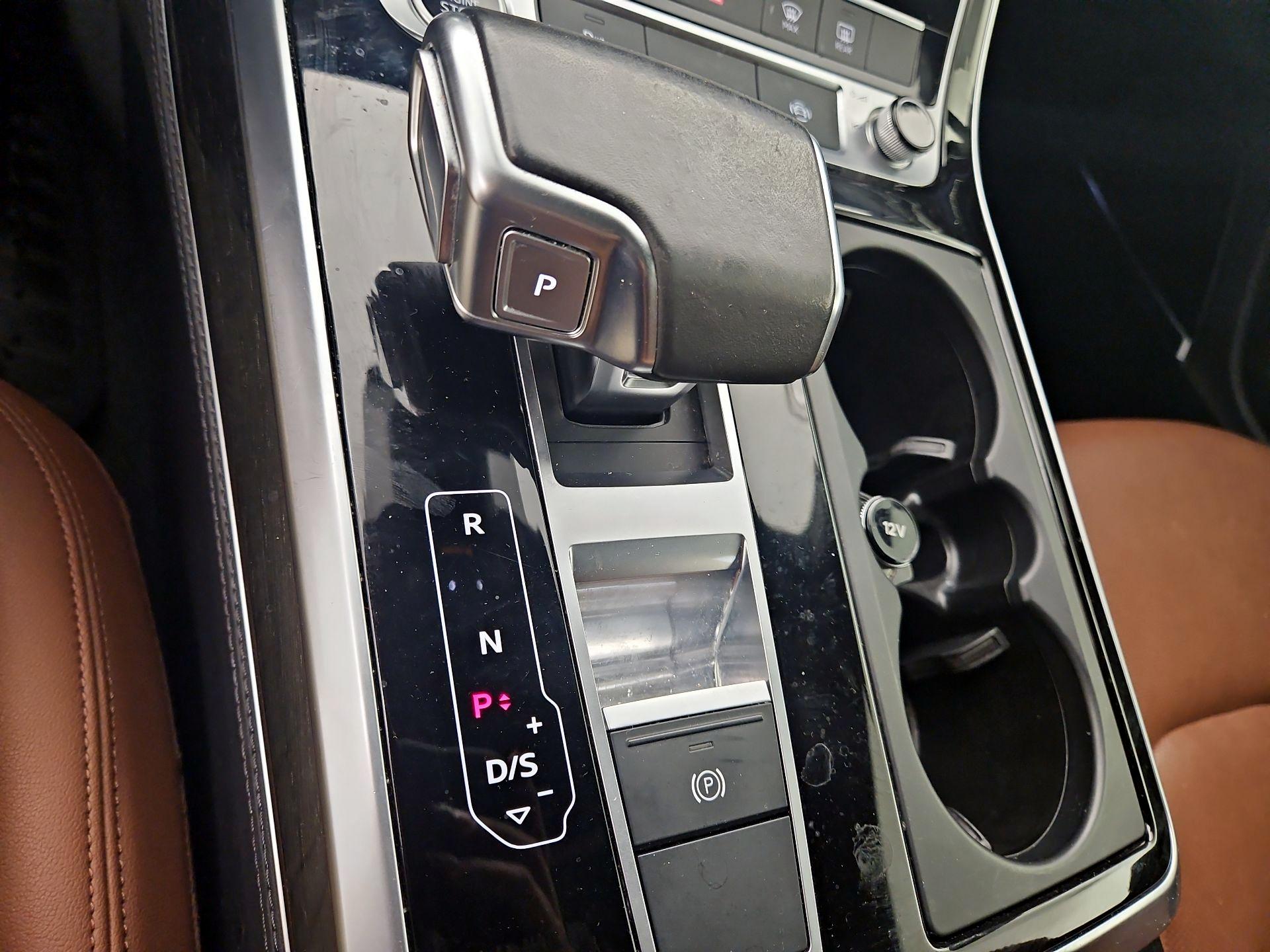 Thumbnail: 2021 Audi Q7 - 18