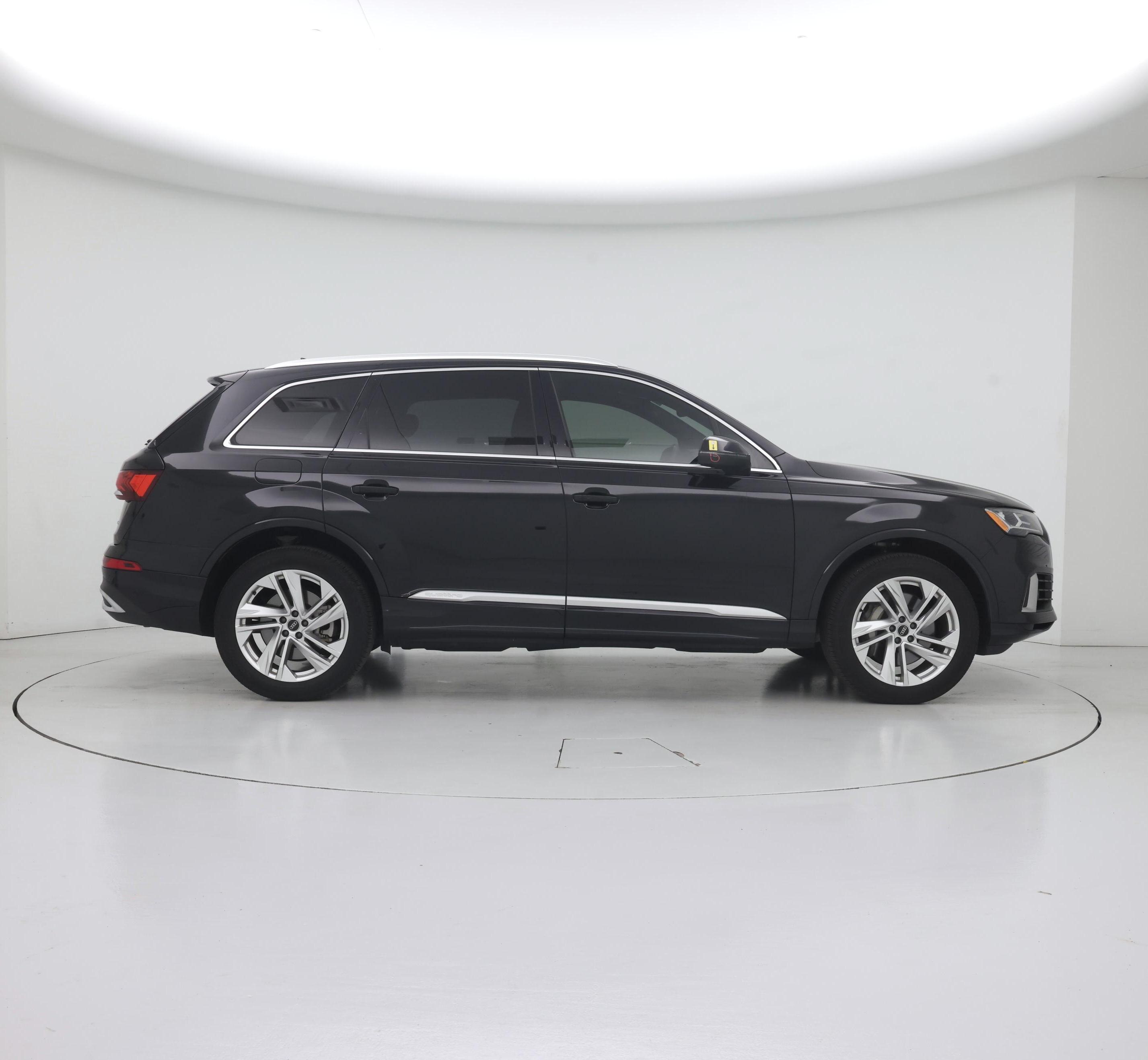 Thumbnail: 2021 Audi Q7 - 7