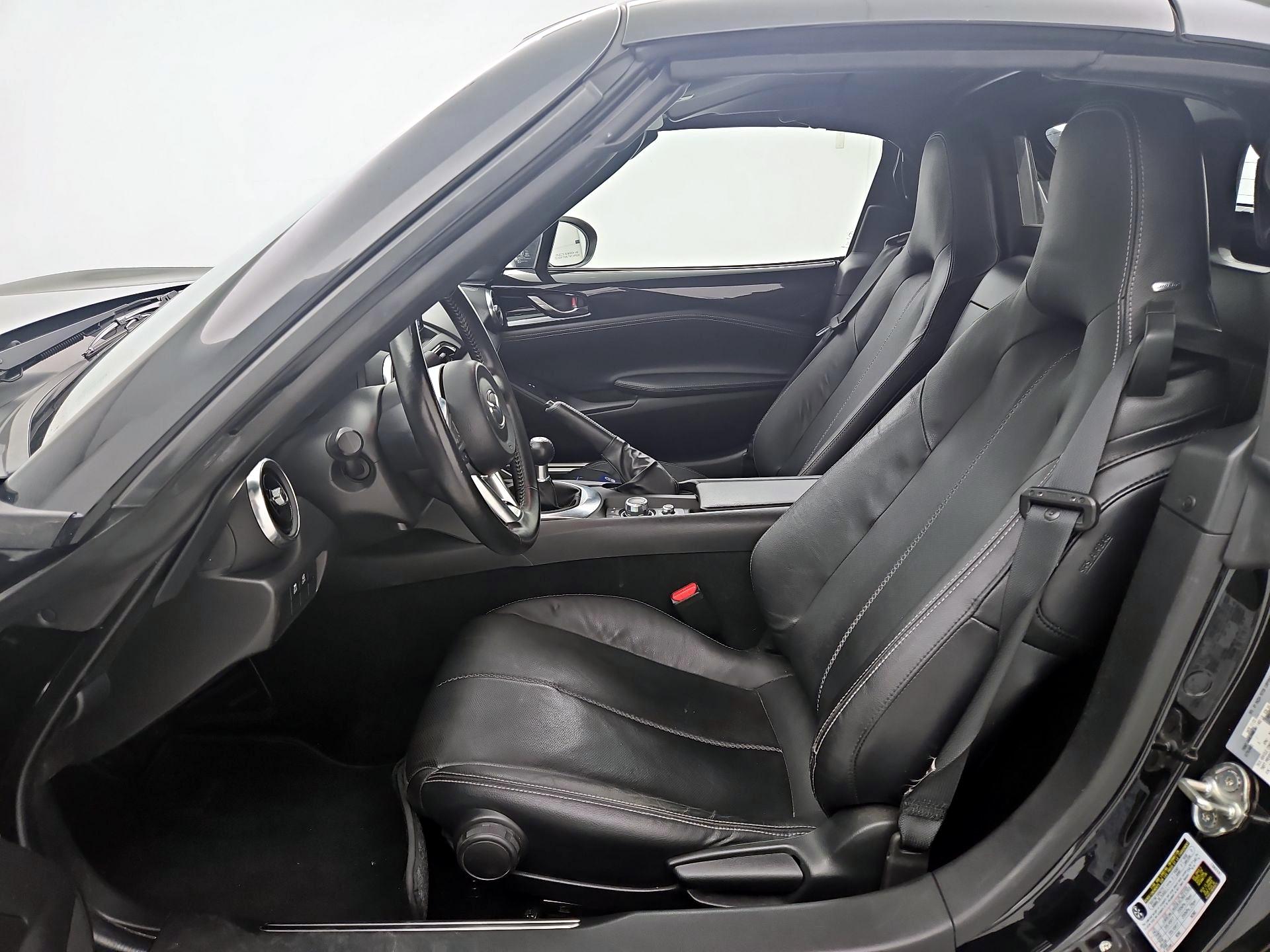 Thumbnail: 2023 Mazda MX-5 Miata - 11