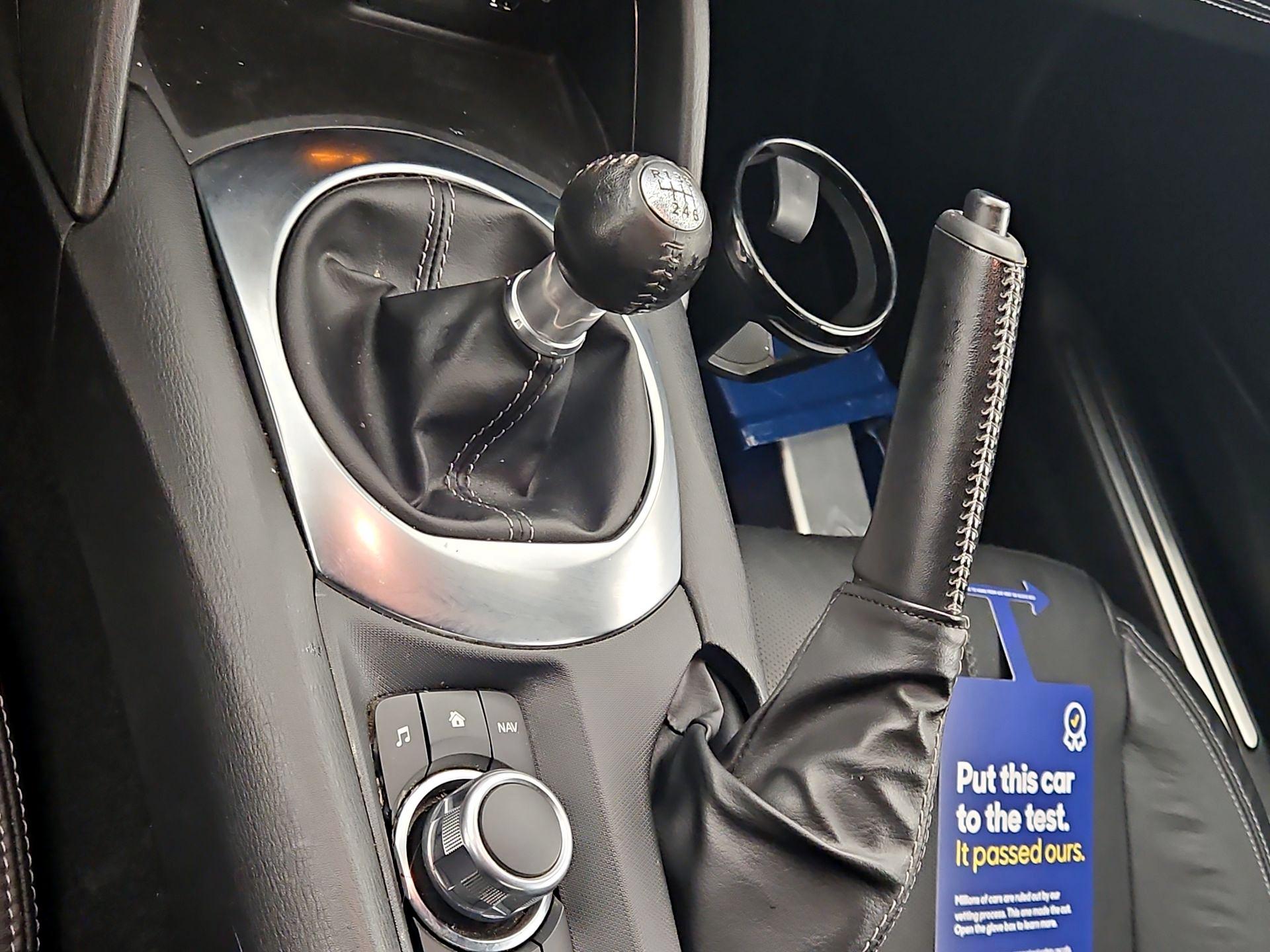 Thumbnail: 2023 Mazda MX-5 Miata - 18