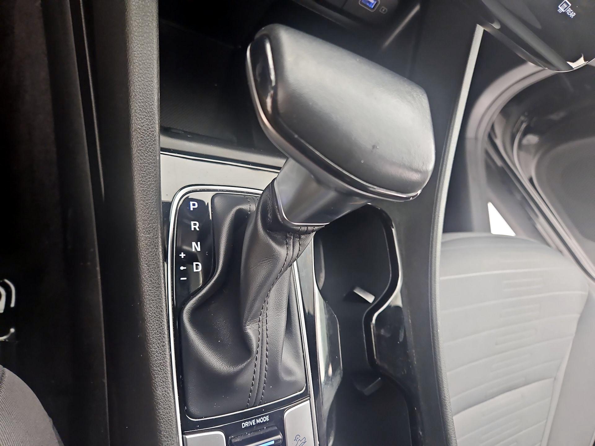 Thumbnail: 2023 Hyundai Santa Cruz - 18